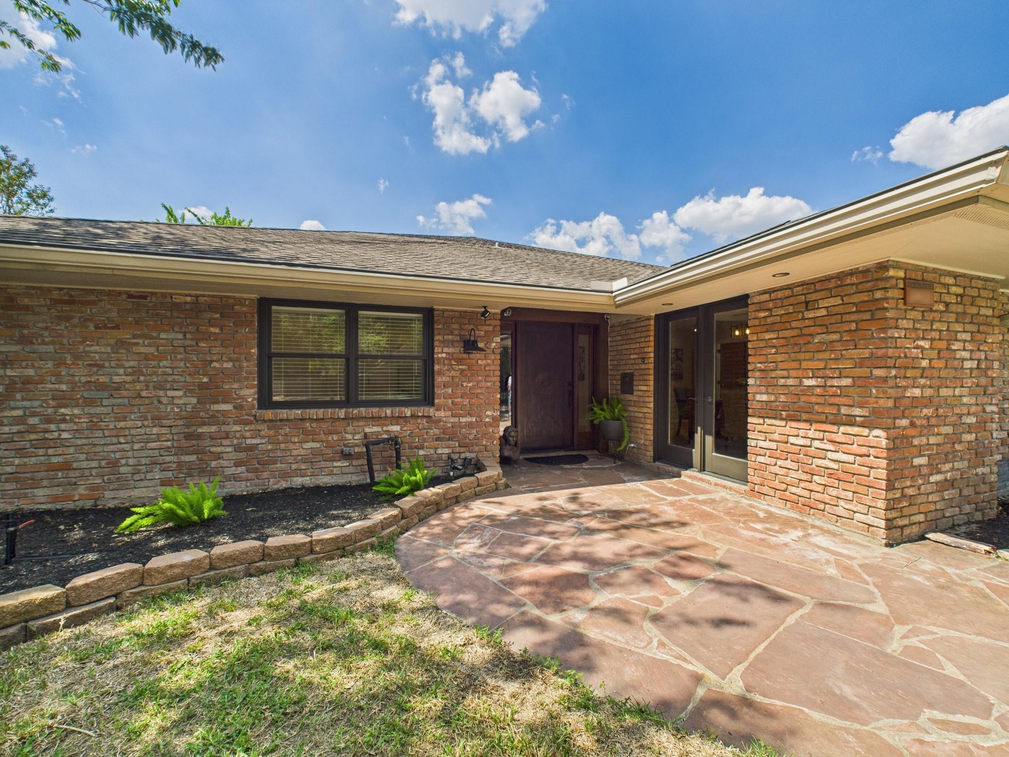 2432 Chimney Rock Road