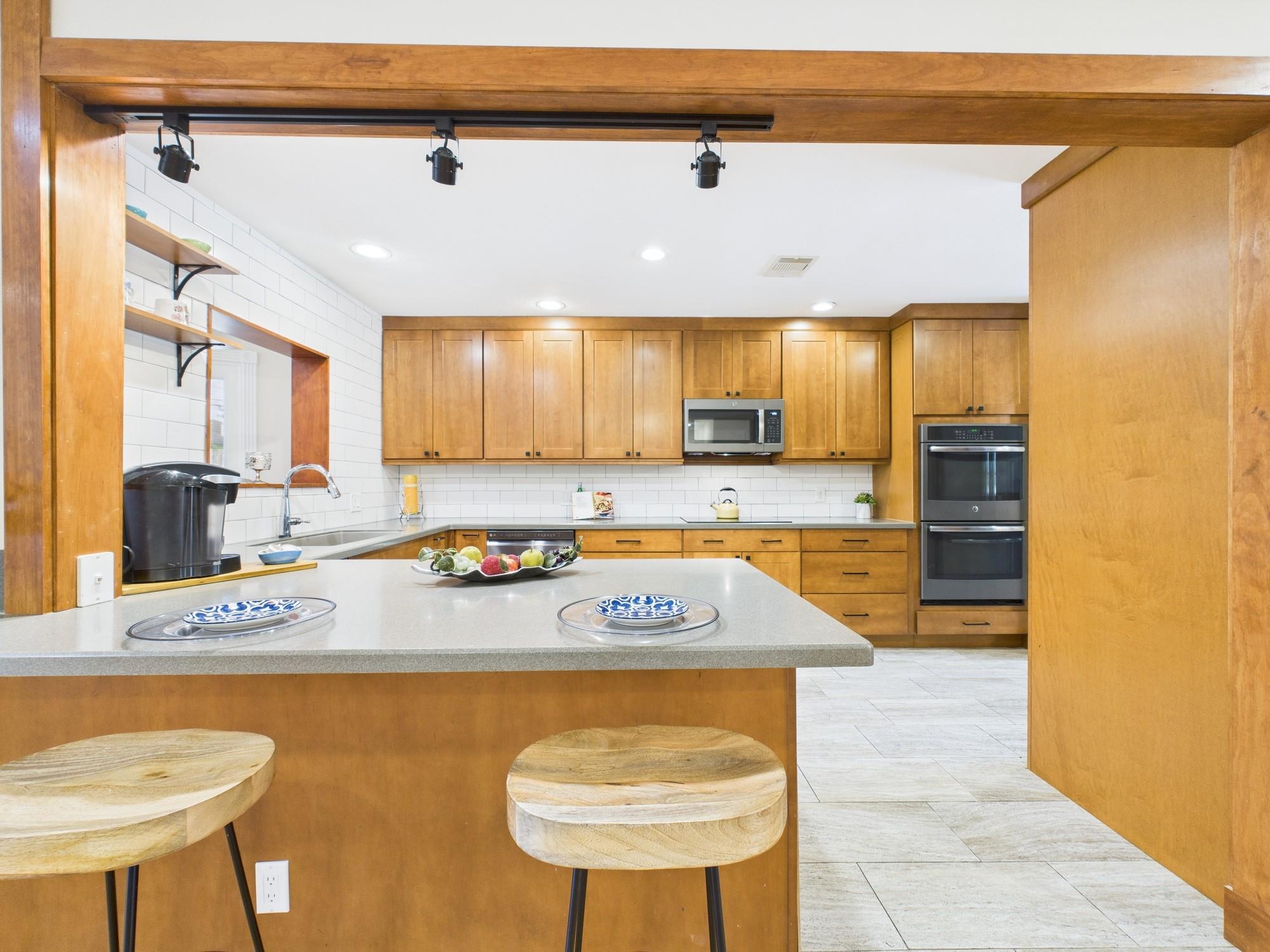 2432 Chimney Rock Road