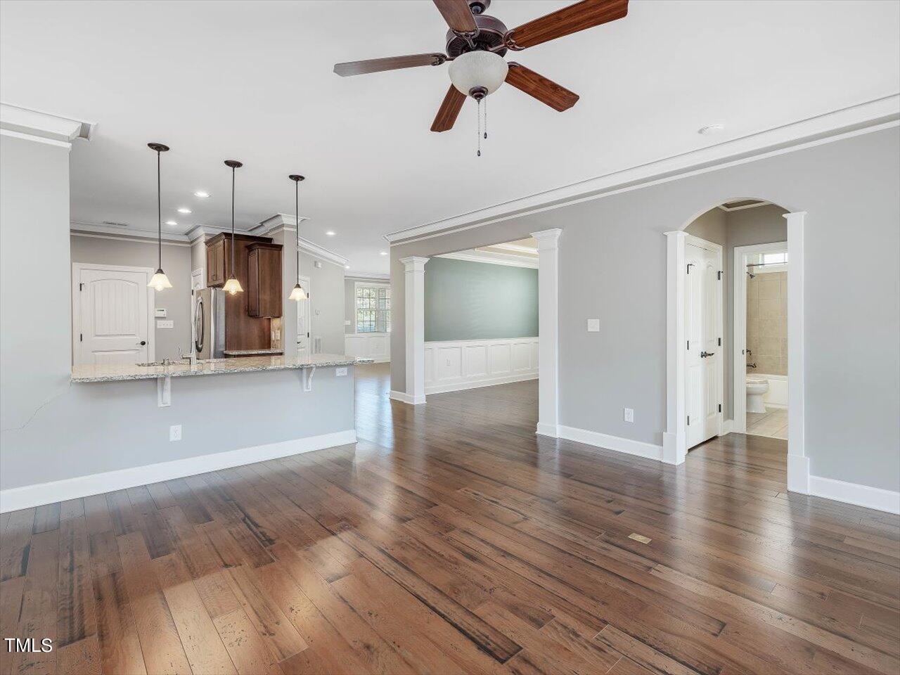 1315 English Cottage Lane