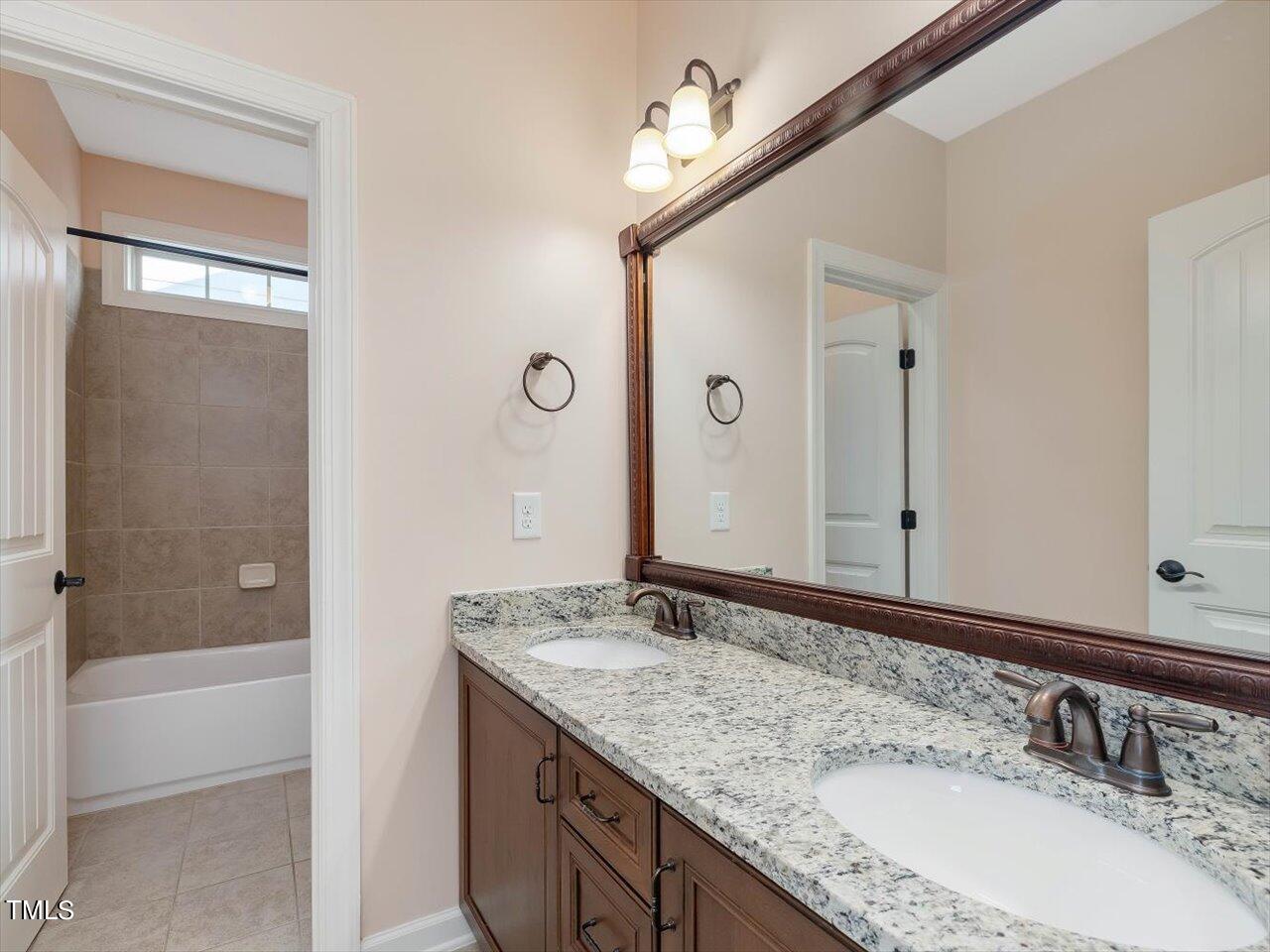 1315 English Cottage Lane