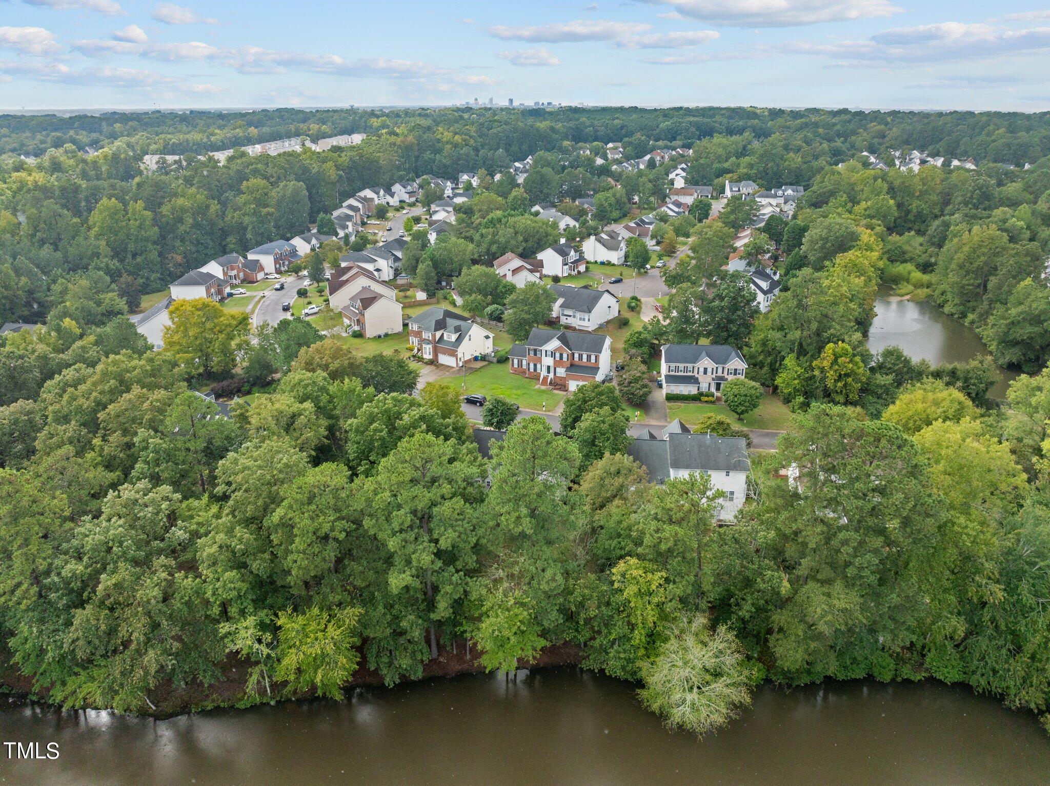 5256 Pinehall Wynd