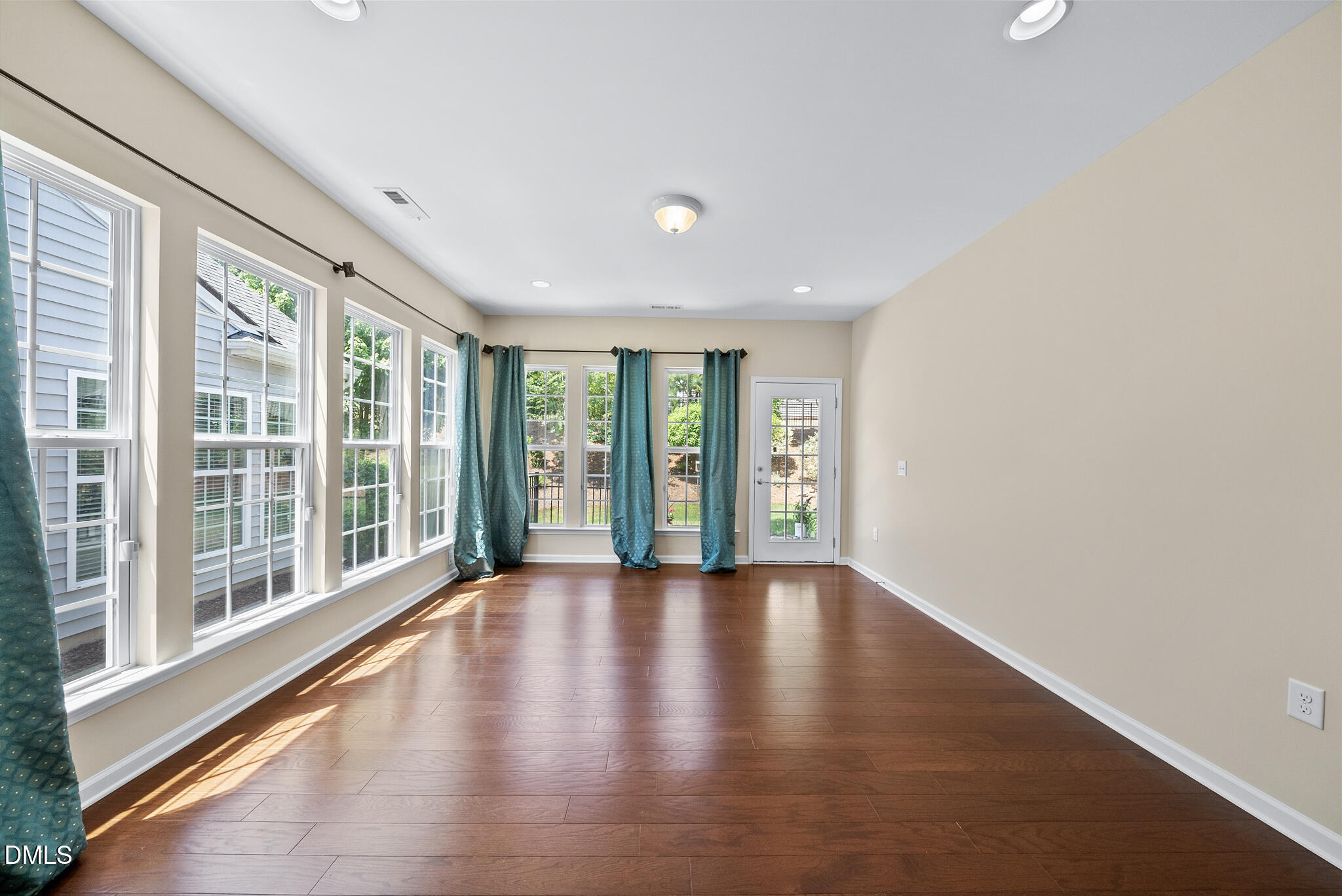 604 Bloomsbury Place
