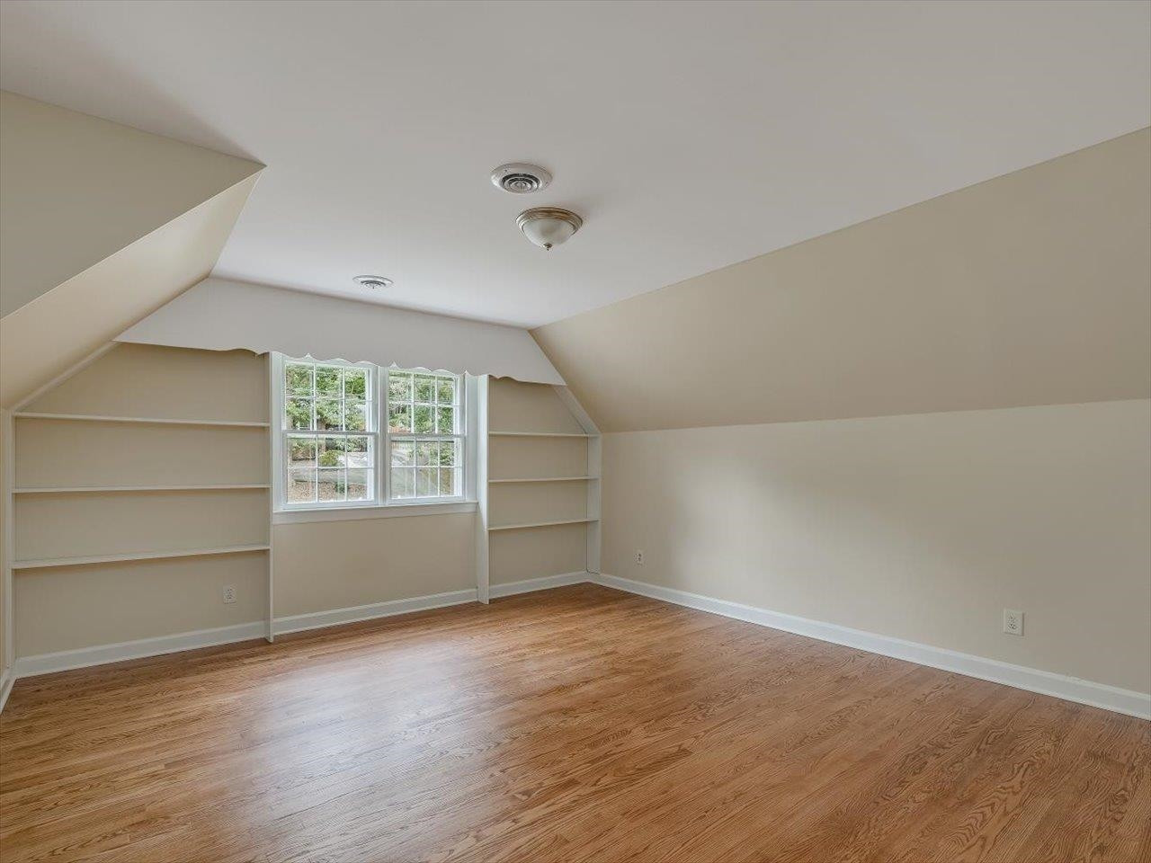 4725 Oak Park Road