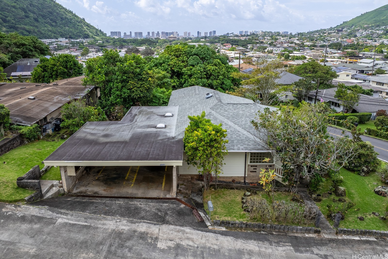 3137 Woodlawn Drive