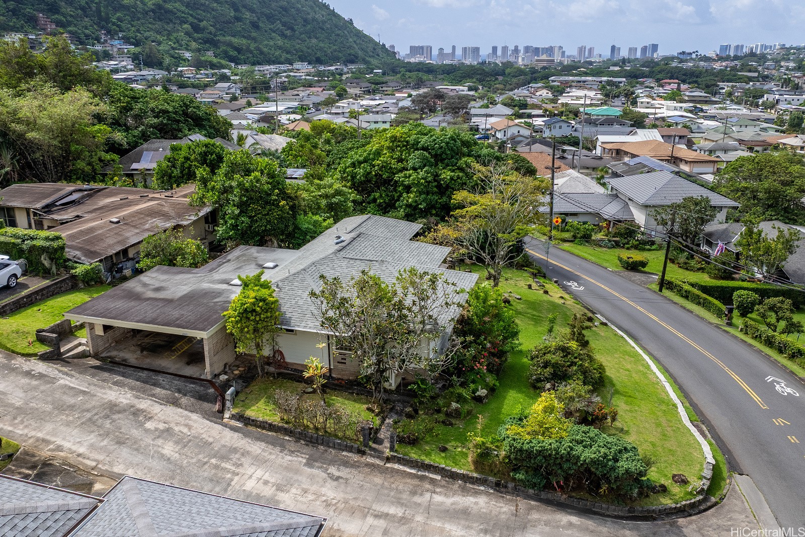 3137 Woodlawn Drive