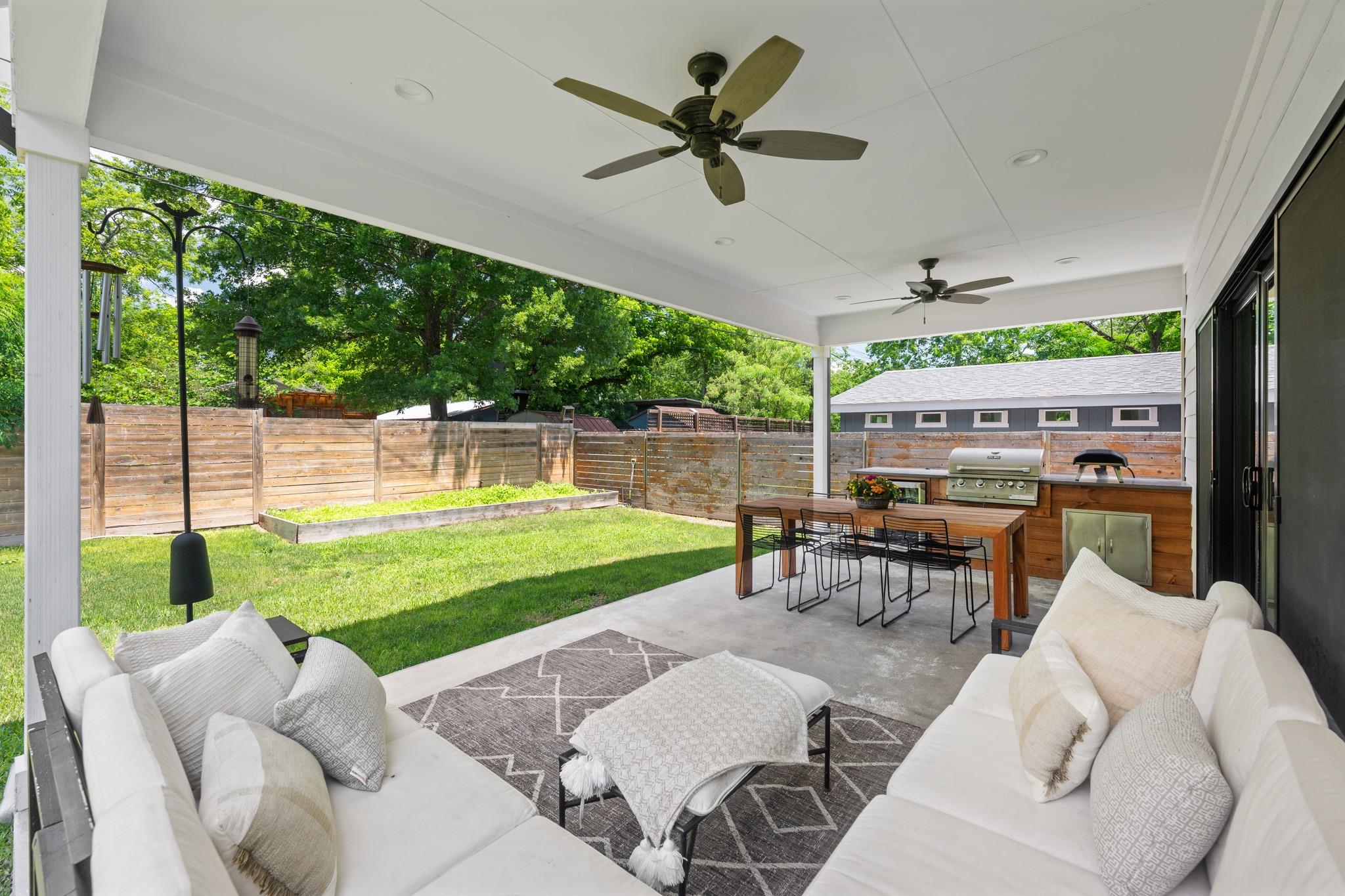 306 Nelray BLVD