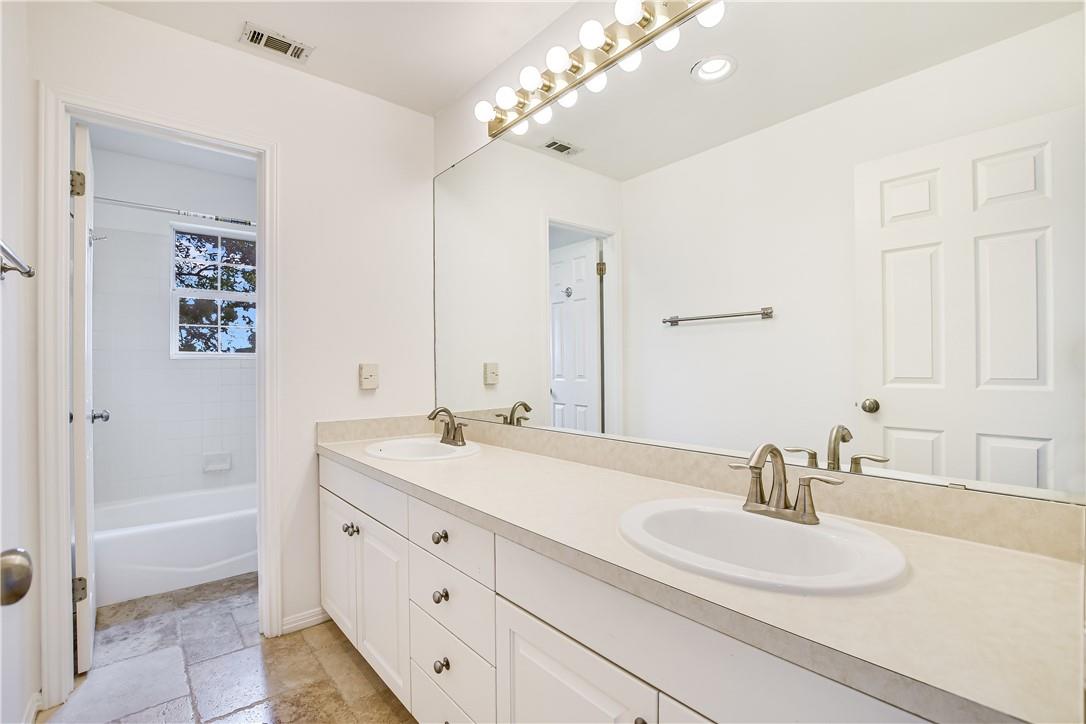 1107 Bowie RD, Austin