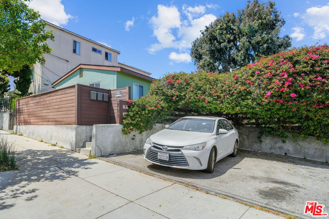 709 Ocean Park Blvd Unit: A