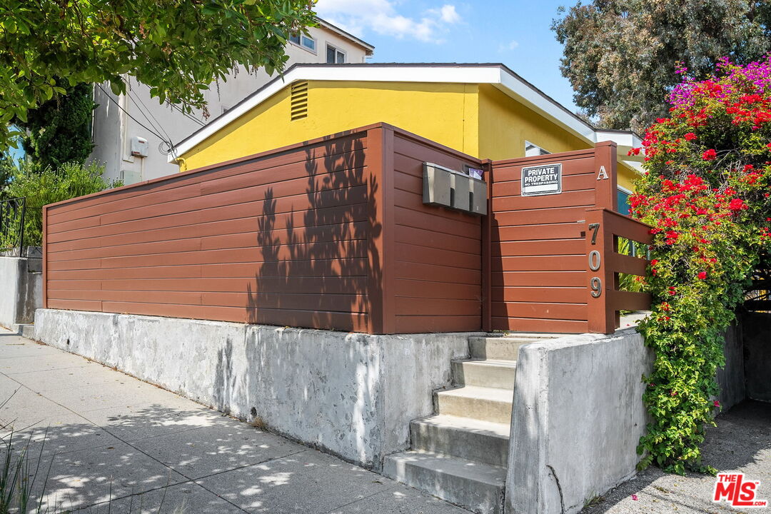 709 Ocean Park Blvd