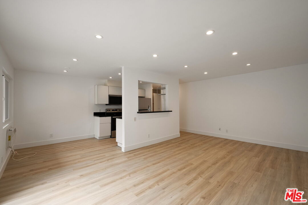 2884 Sawtelle Blvd Unit: 108