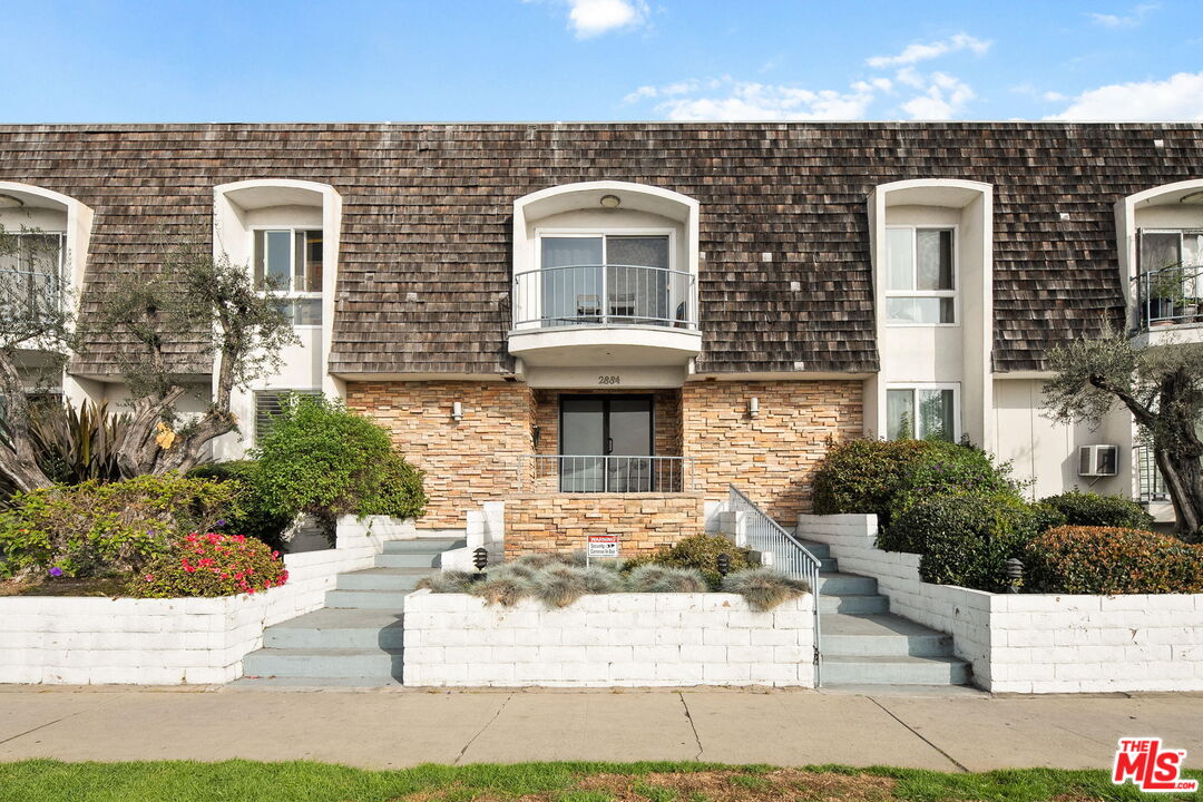 2884 Sawtelle Blvd Unit: 108
