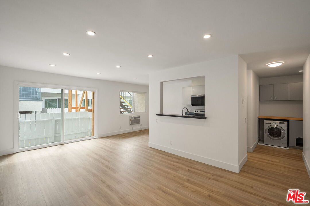 2884 Sawtelle Blvd Unit: 108