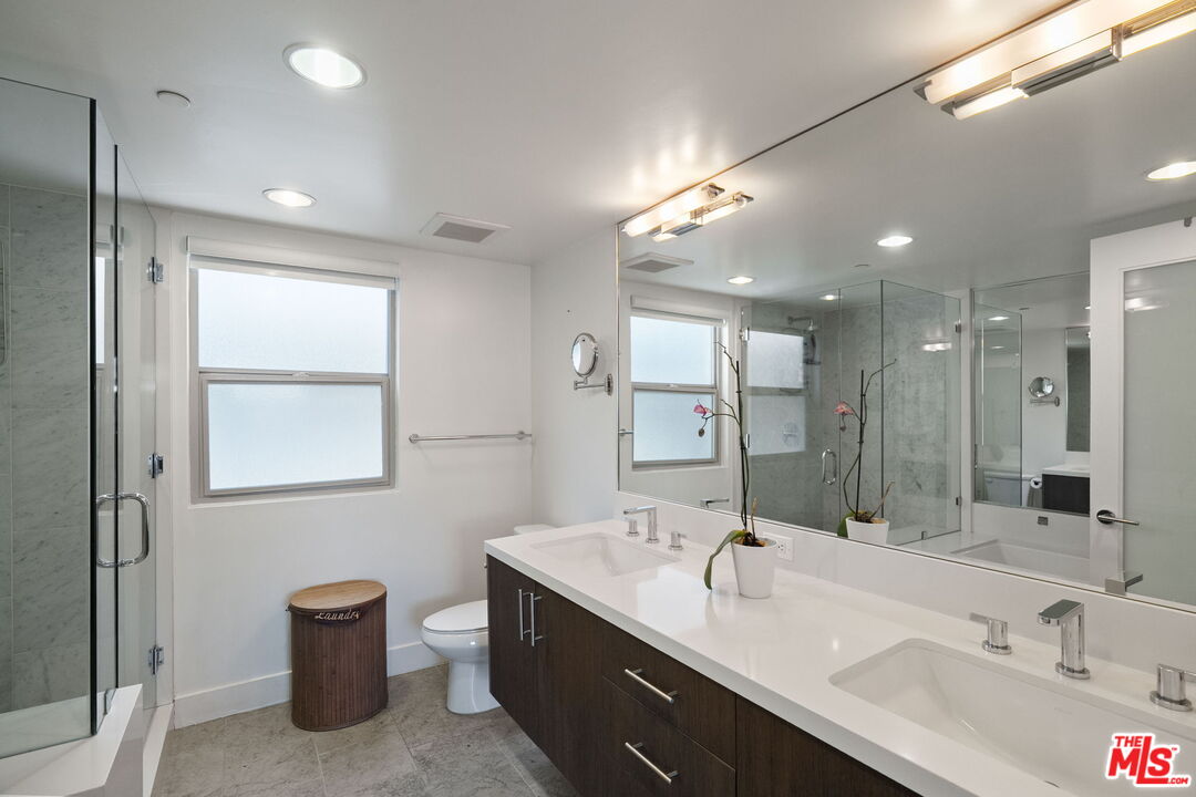 11023 Fruitland Dr Unit: 104