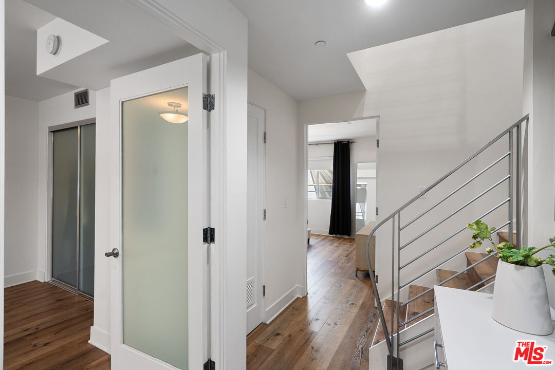 11023 Fruitland Dr Unit: 104