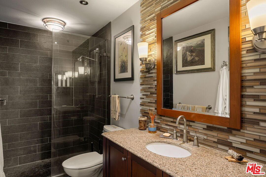245 Main St Unit: 308