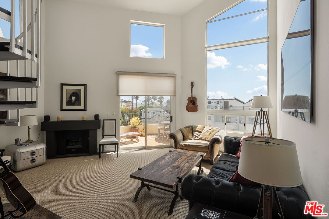 245 Main St Unit: 308