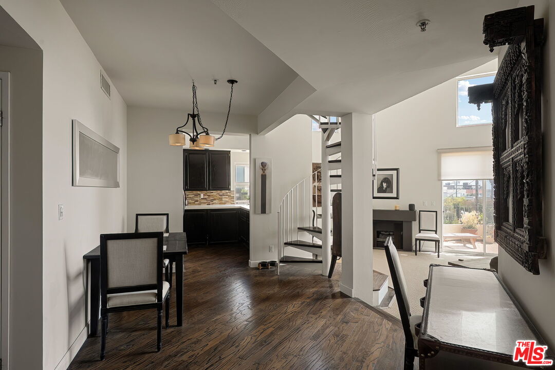 245 Main St Unit: 308