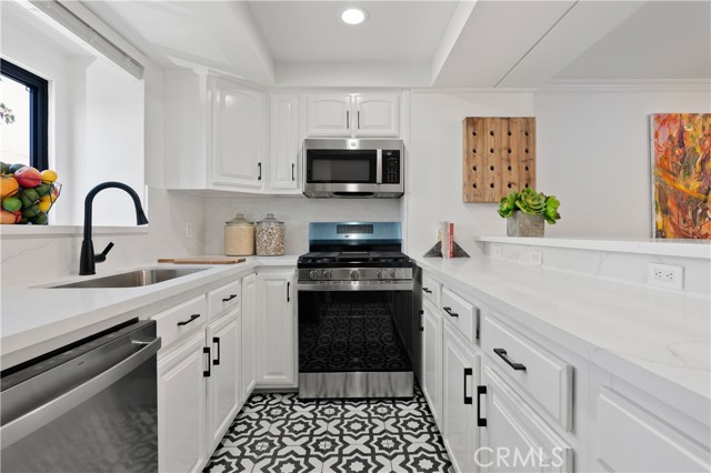 2110 Neilson Way