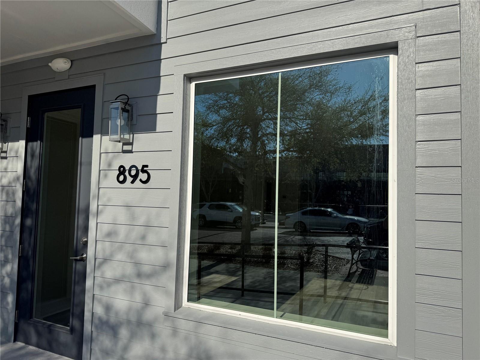 895 CITY WALK LN #C-2 - OR
