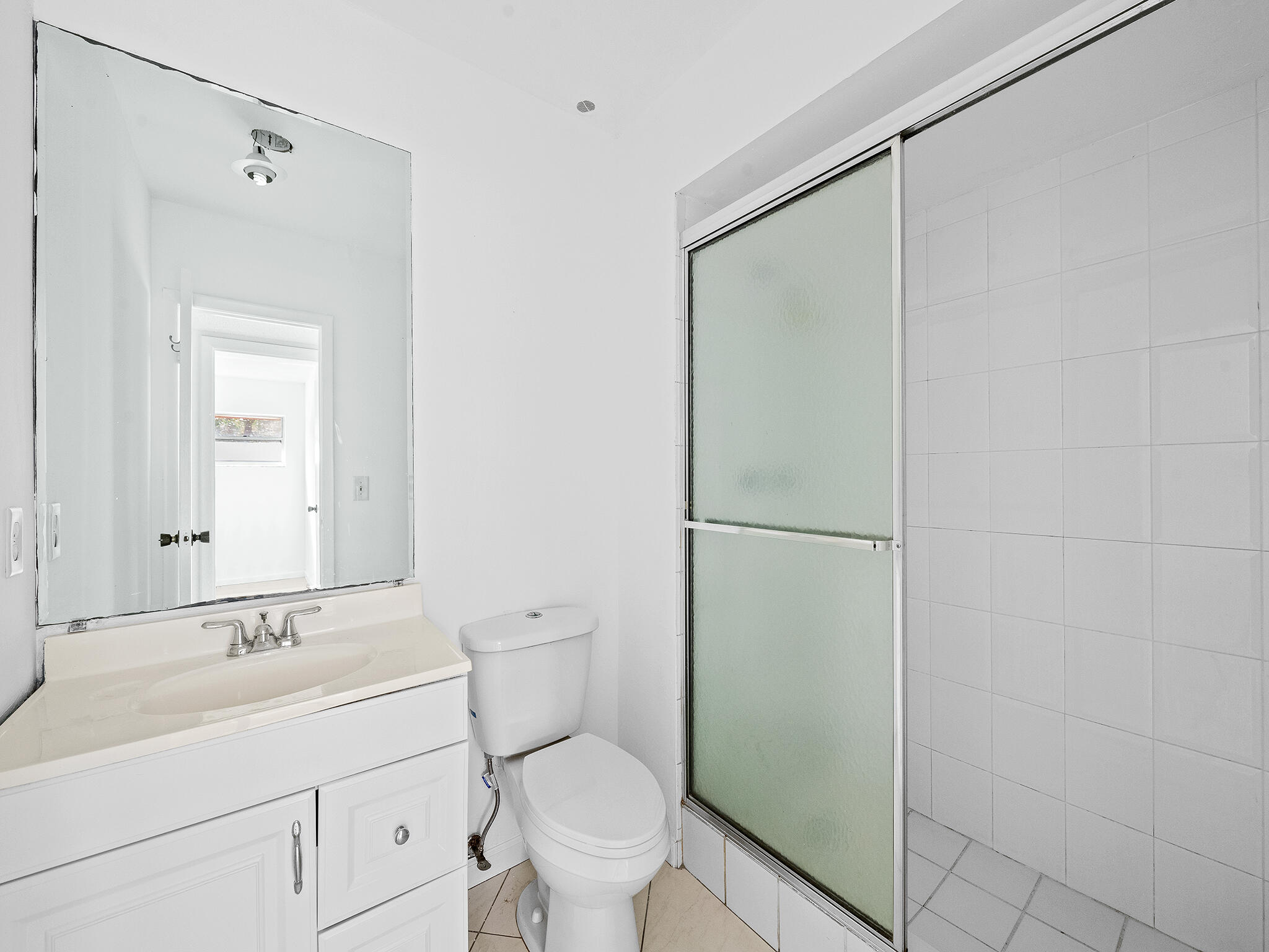 1 Jacaranda Country Club Drive 202