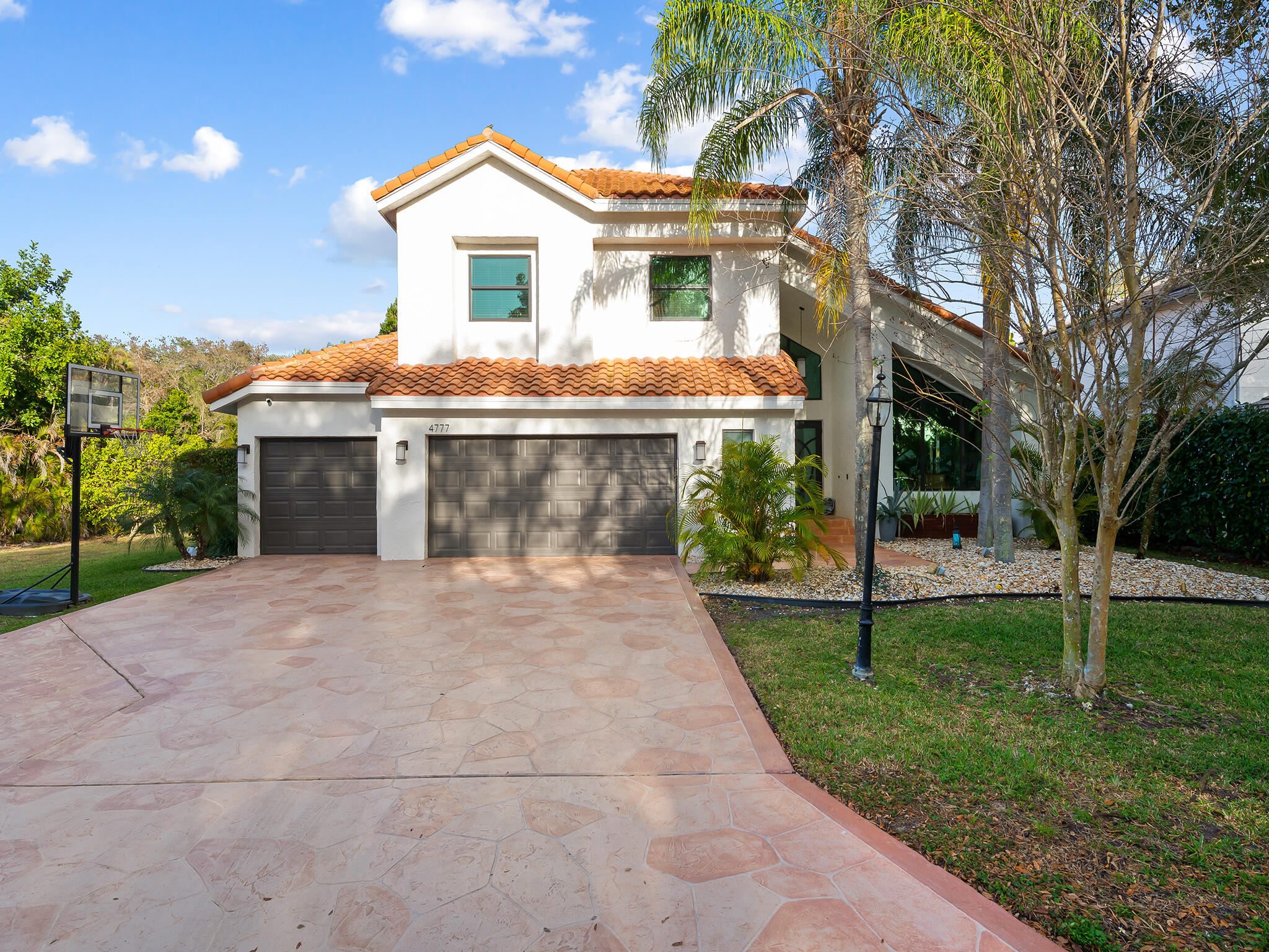 4777 Chardonnay Drive