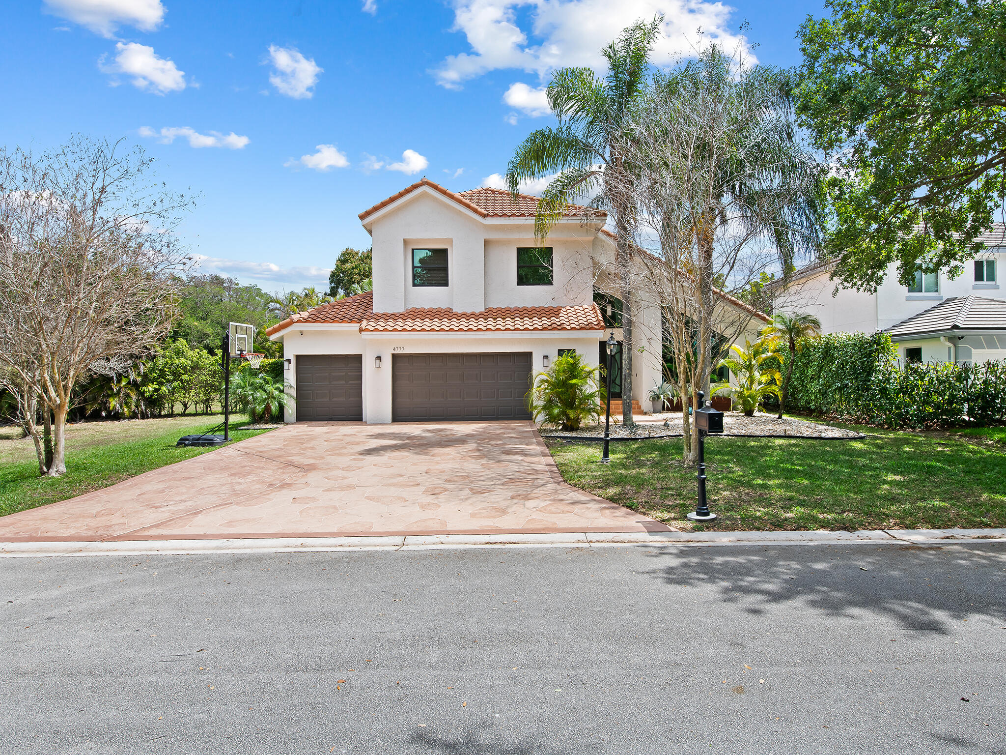 4777 Chardonnay Drive