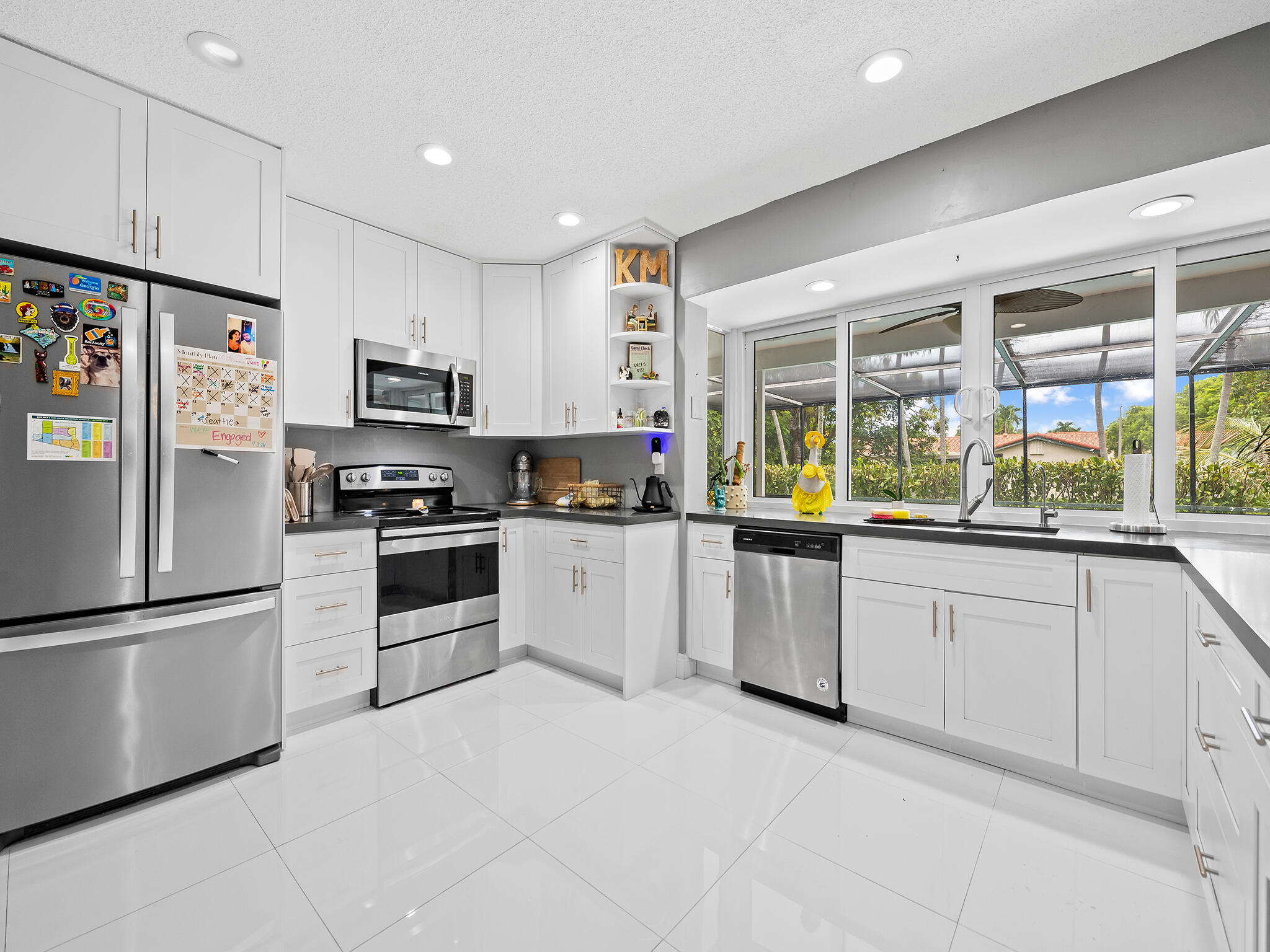 10497 NW 4th Street