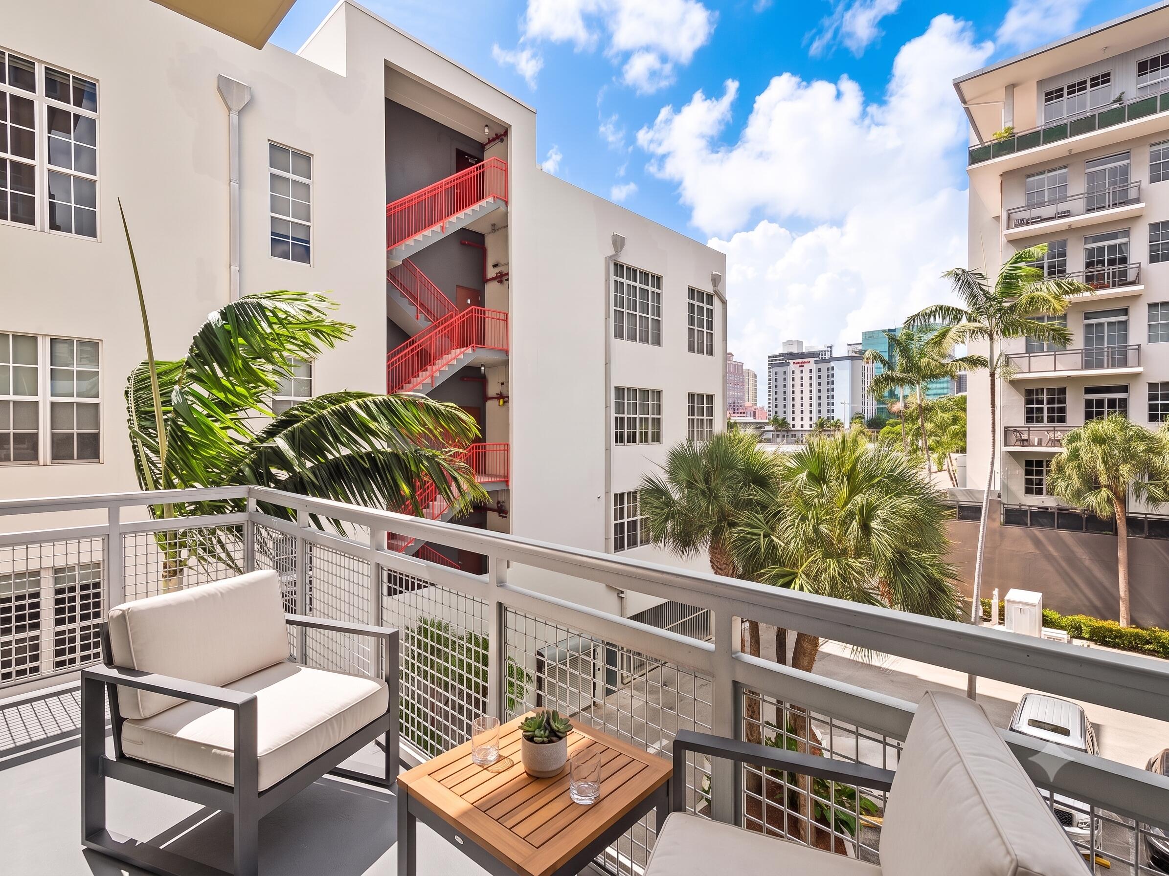 434 NW 1st Avenue 305