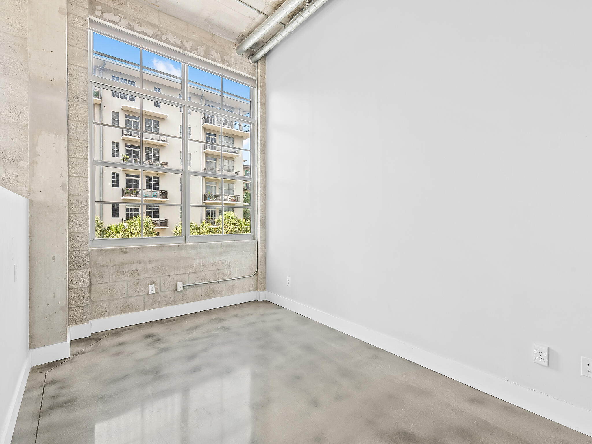 434 NW 1st Avenue 305