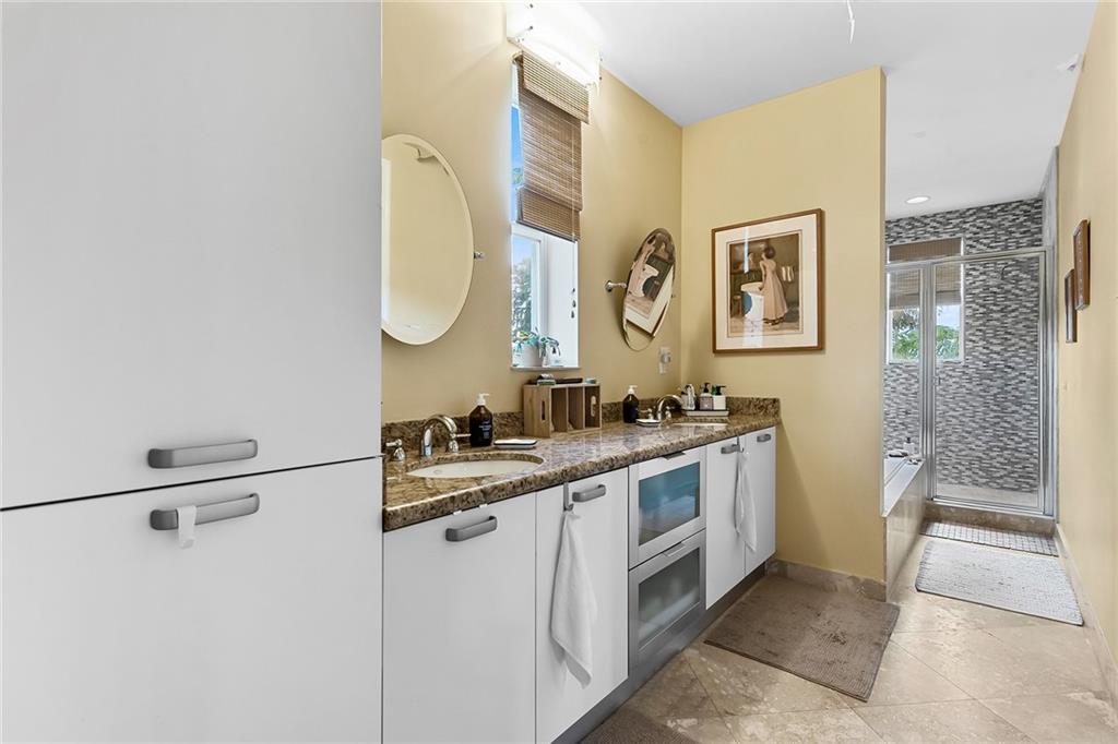 802 SW 13th Street