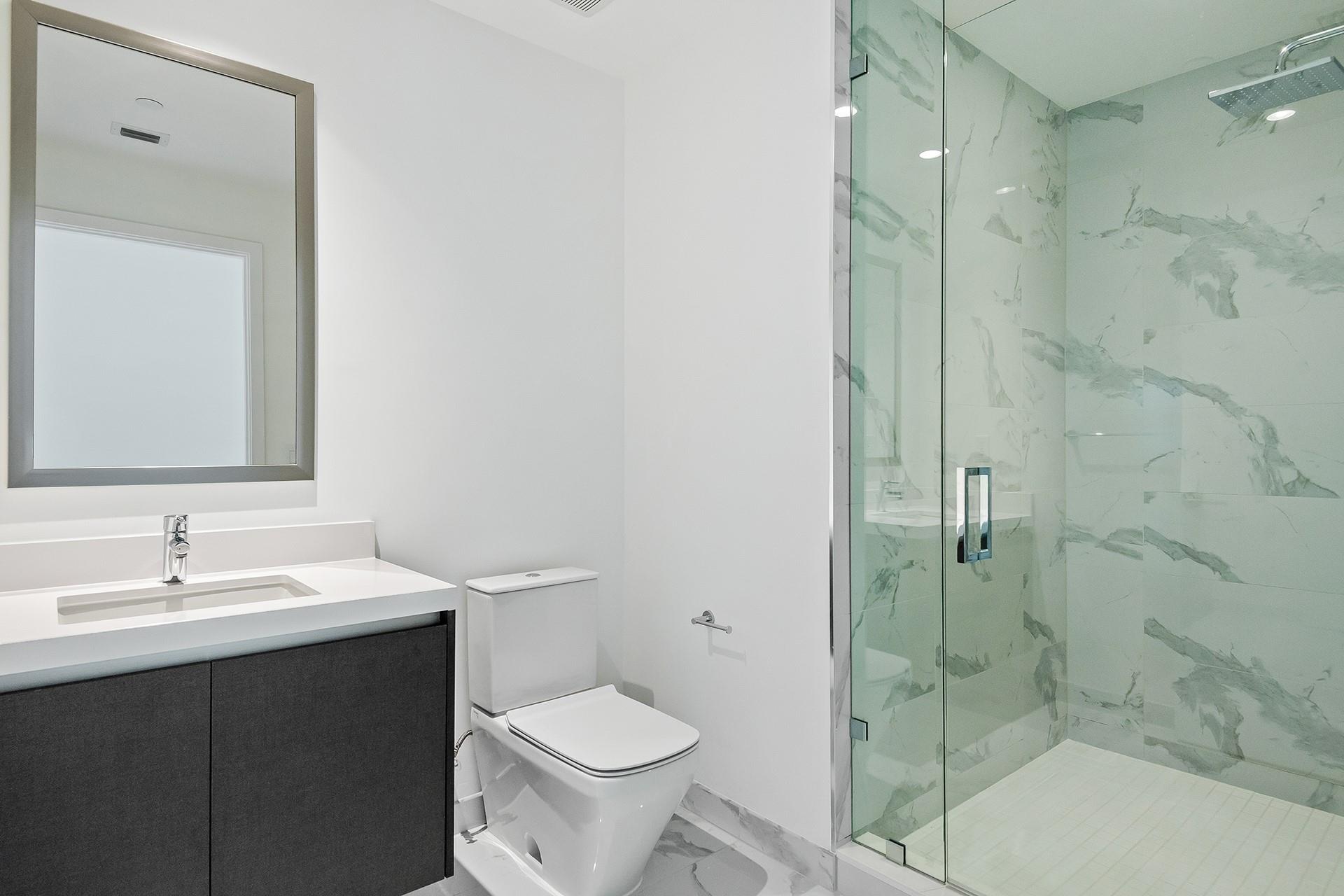 851 NE 1st Ave 3901