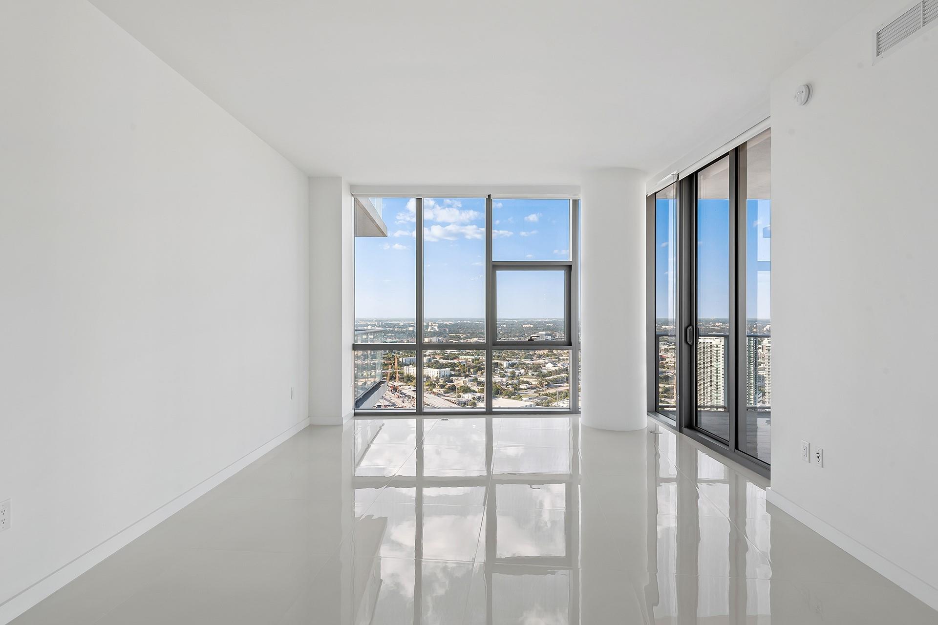 851 NE 1st Ave 3901