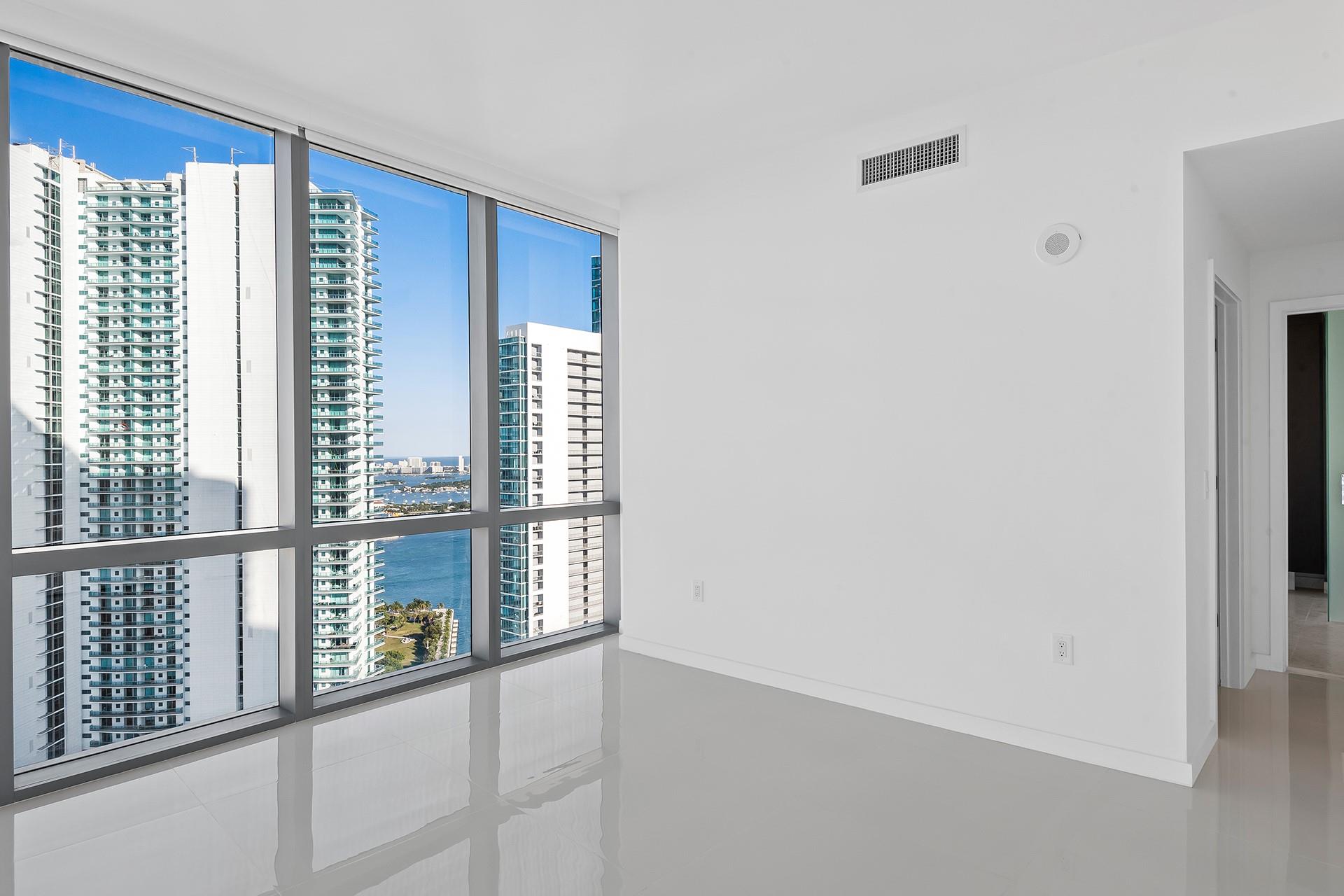 851 NE 1st Ave 3901