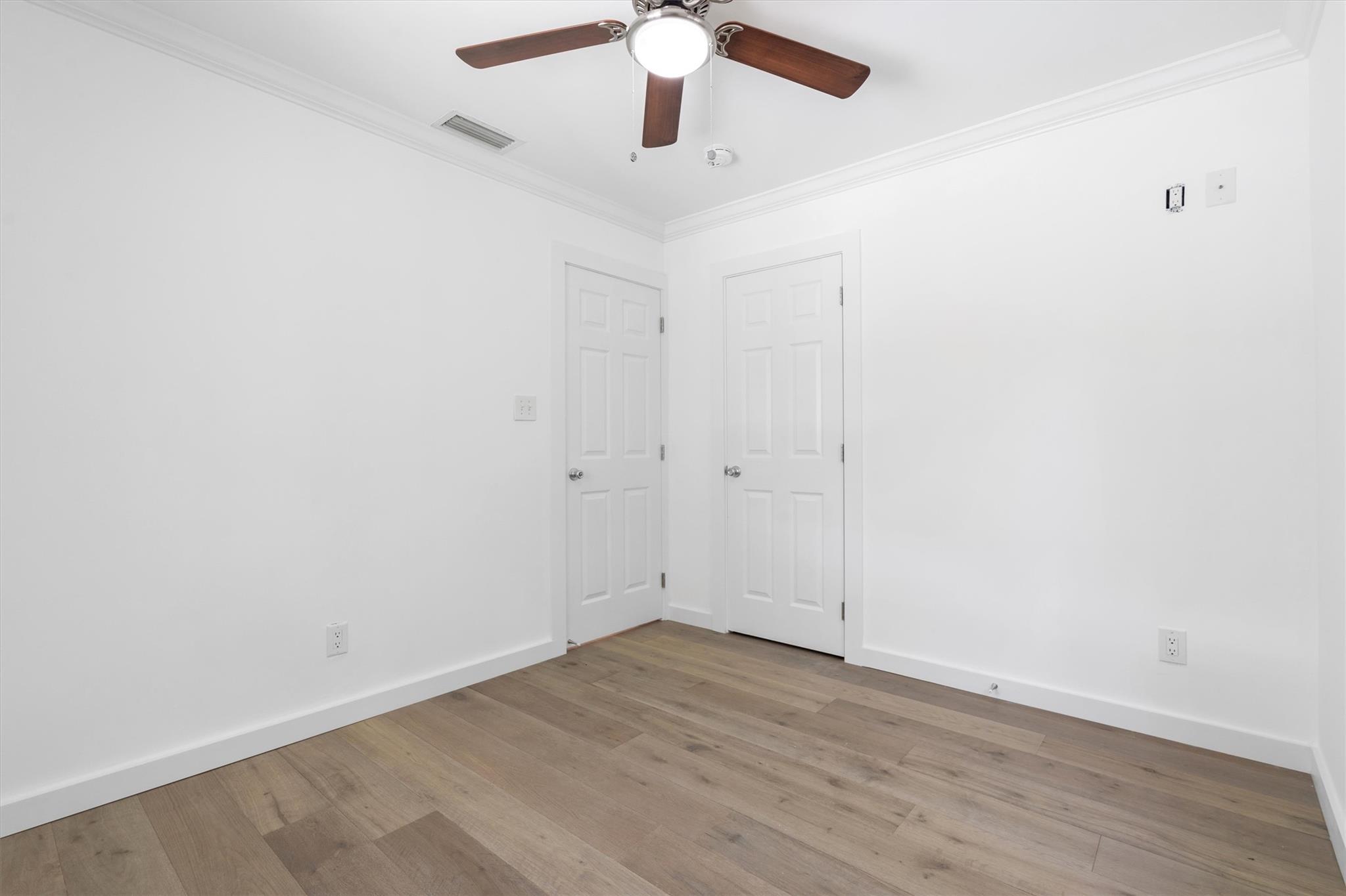 520 SW 12th Ct
