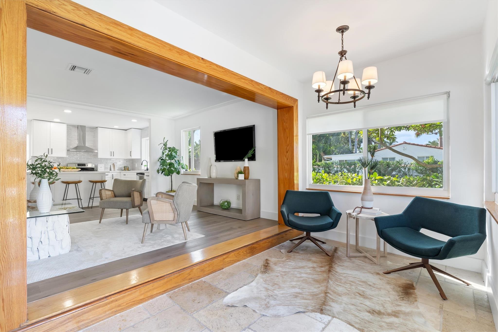 520 SW 12th Ct