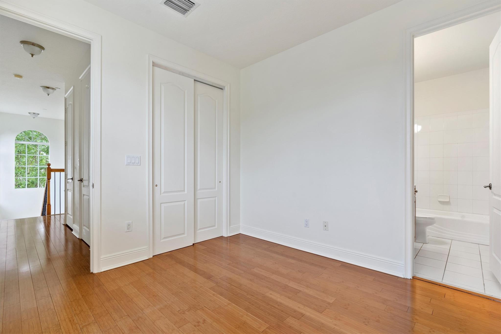 506 SE 7th St 306