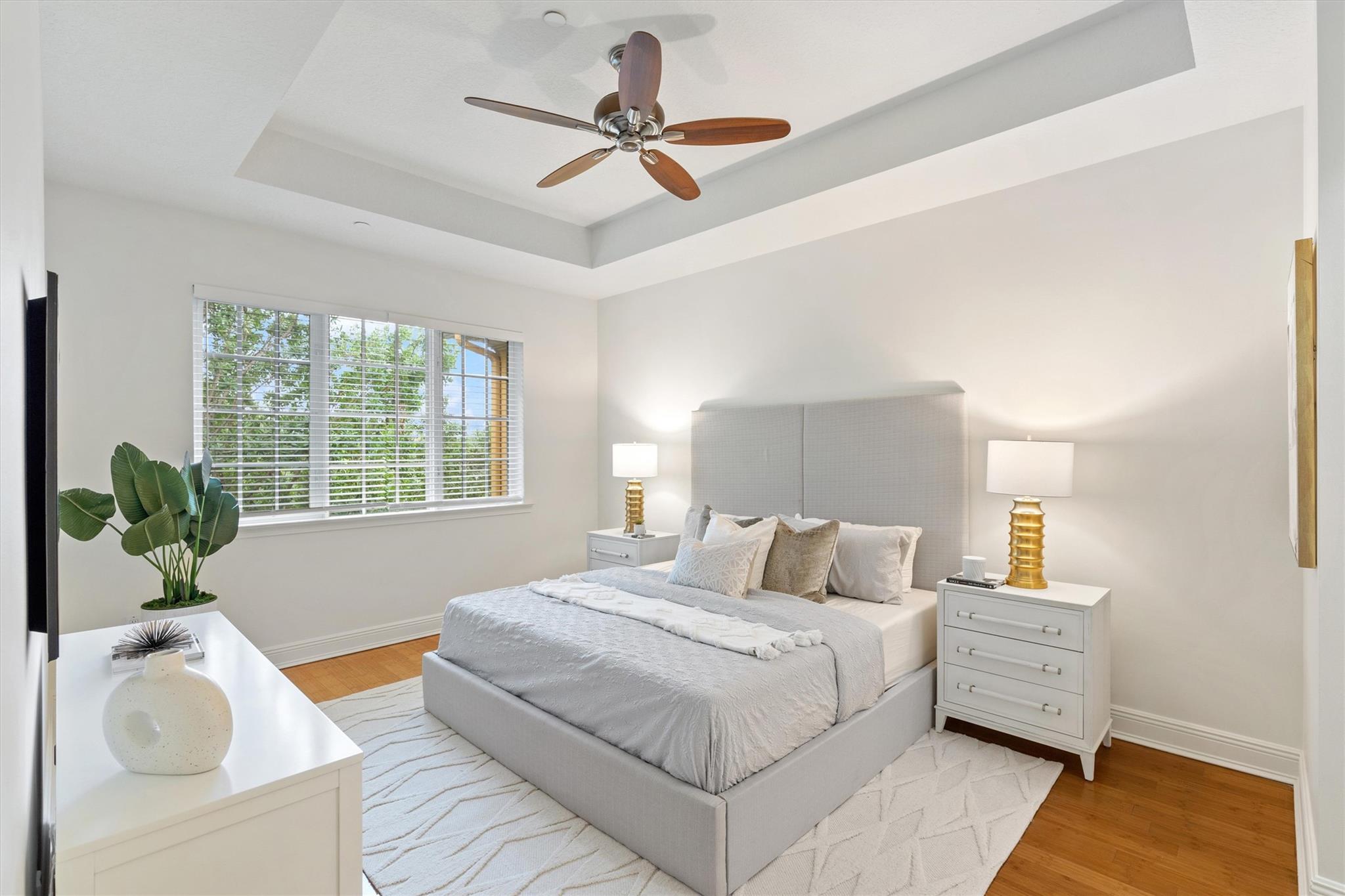 506 SE 7th St 306