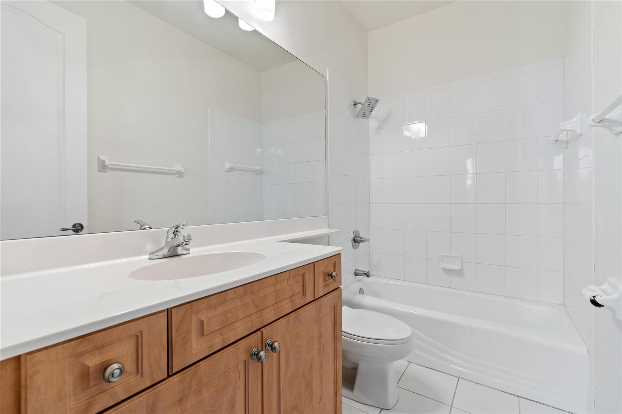 506 SE 7th St 306