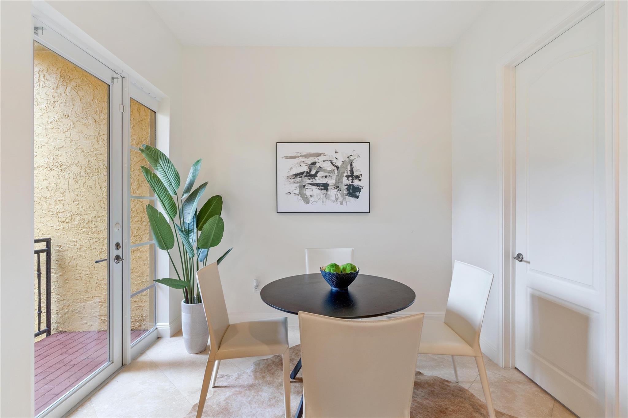 506 SE 7th St 306