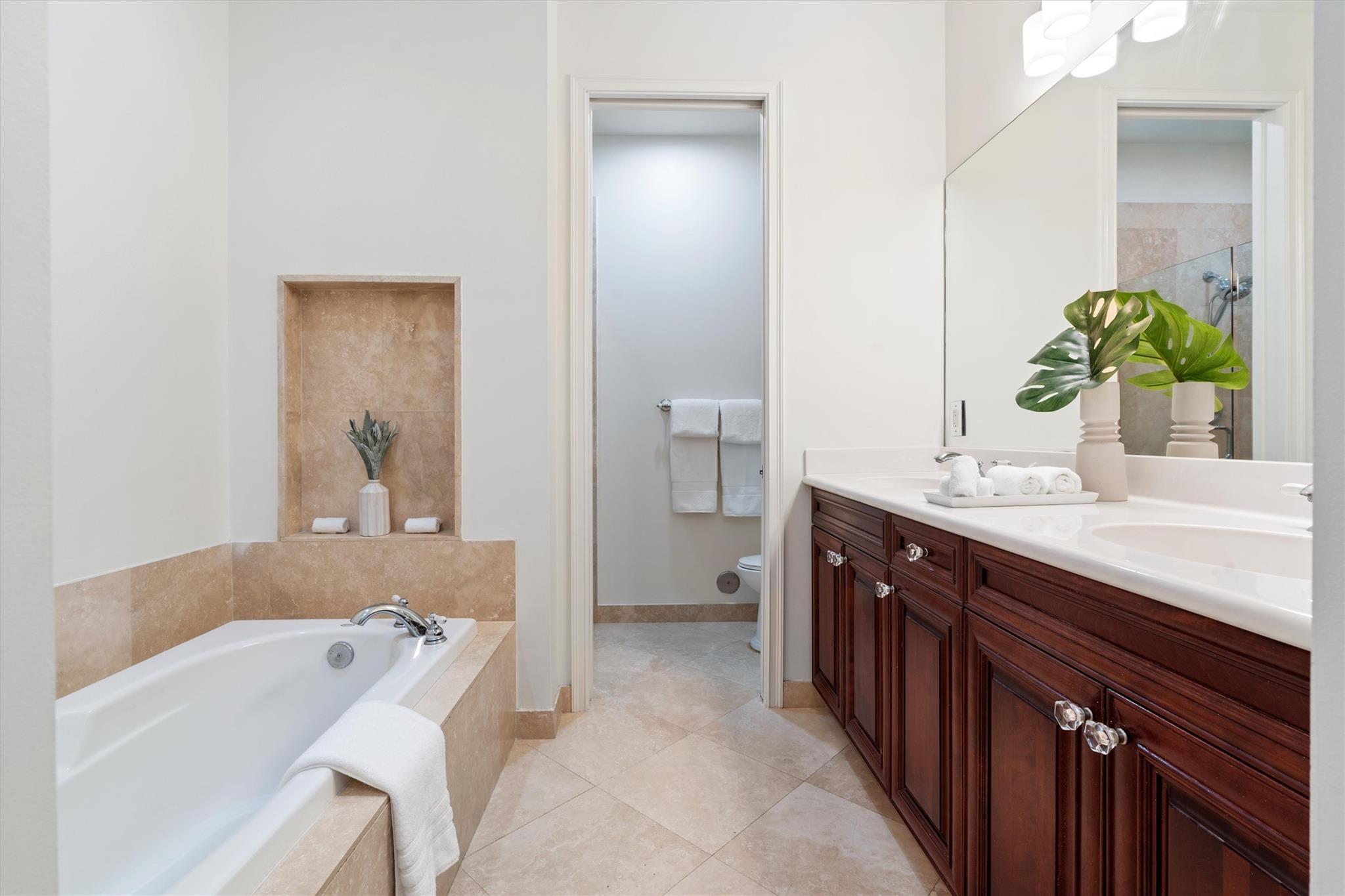 506 SE 7th St 306