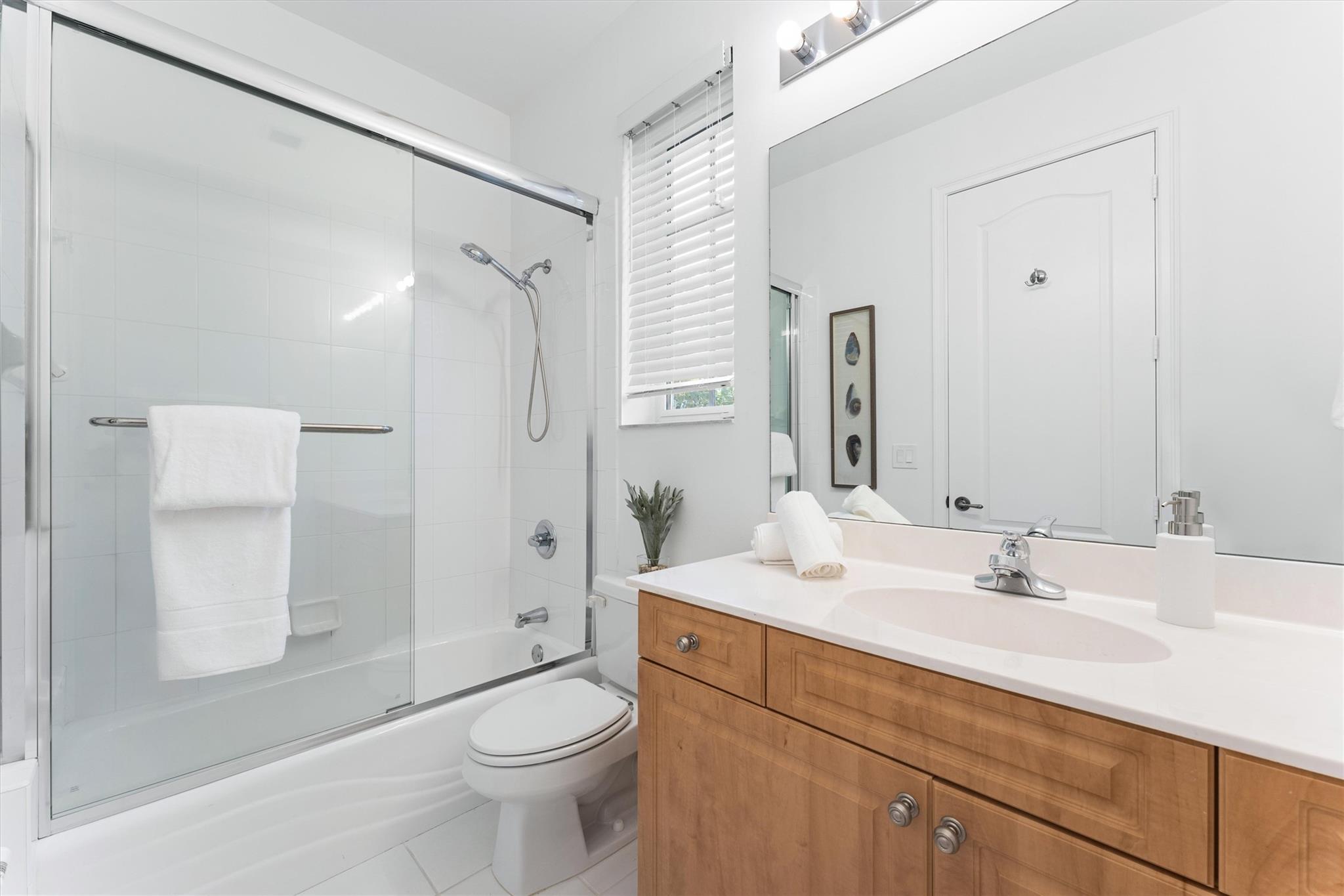 500 SE 7th St 102