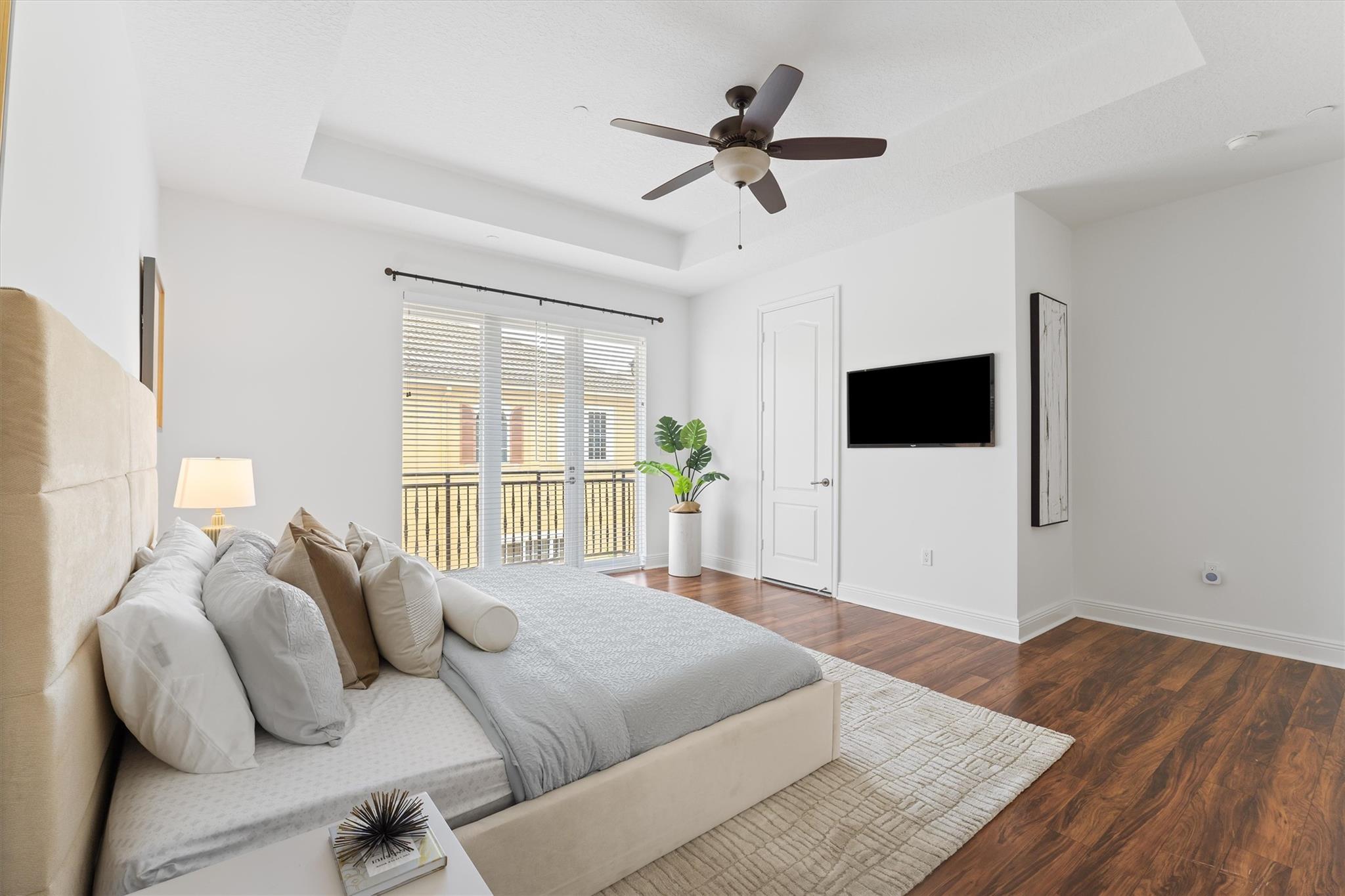 500 SE 7th St 102