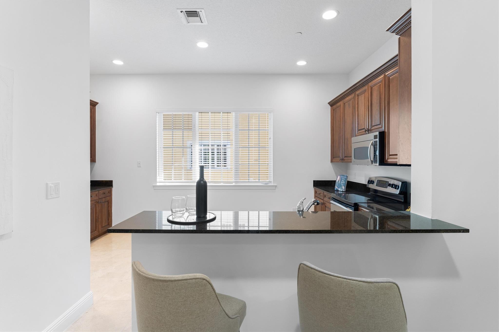 500 SE 7th St 102