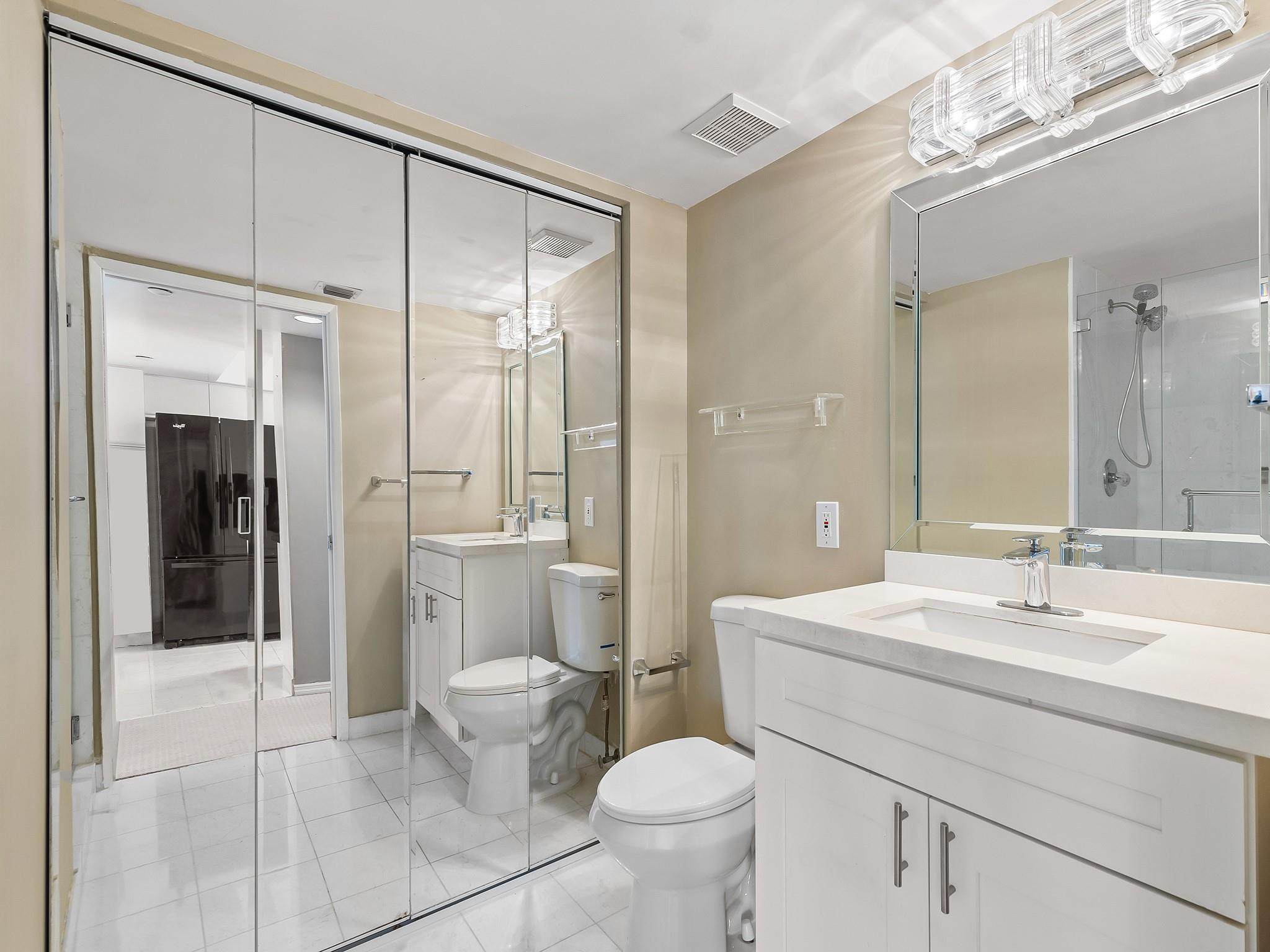 19101 Mystic Pointe Dr 1208