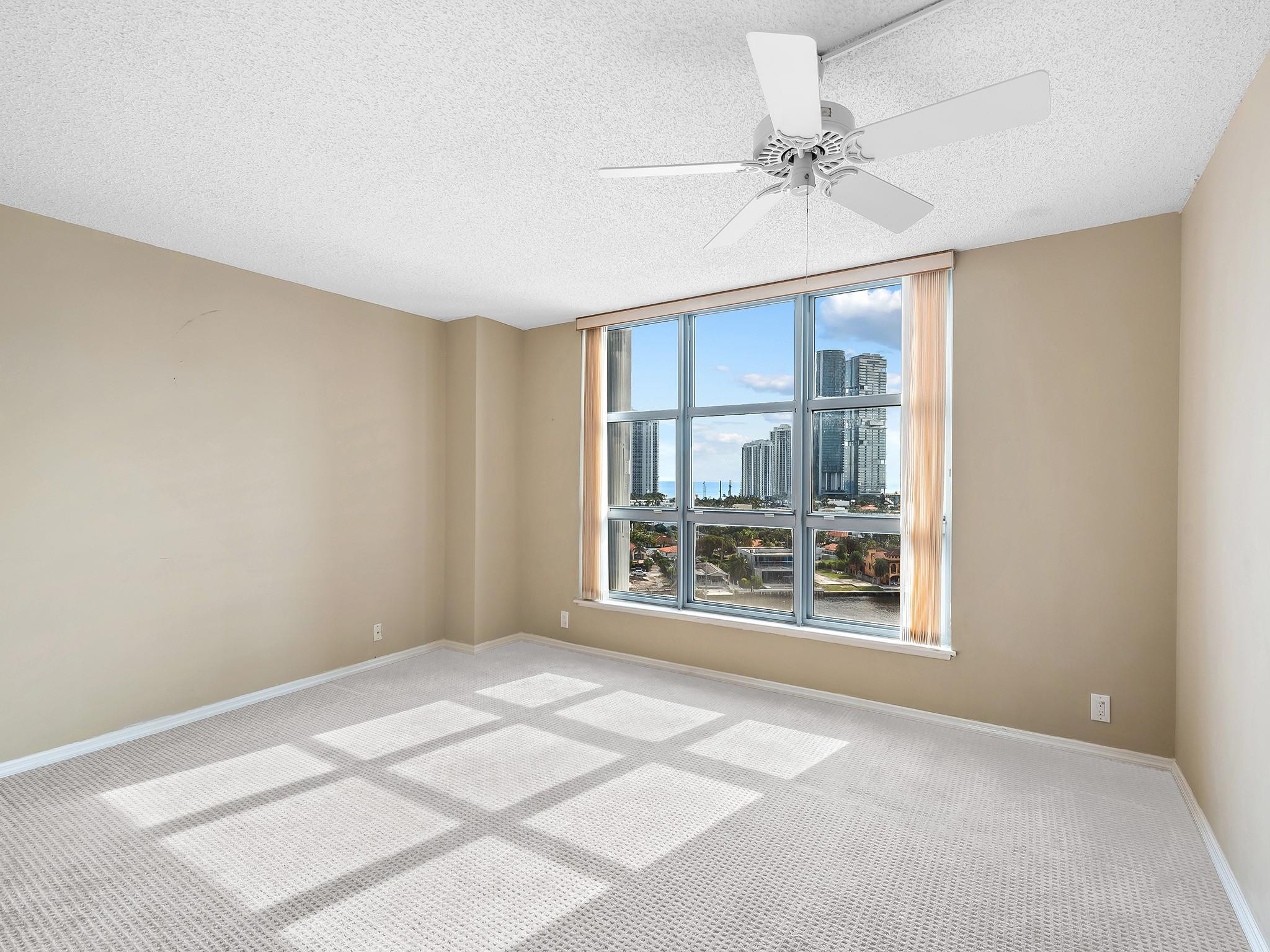 19101 Mystic Pointe Dr 1208