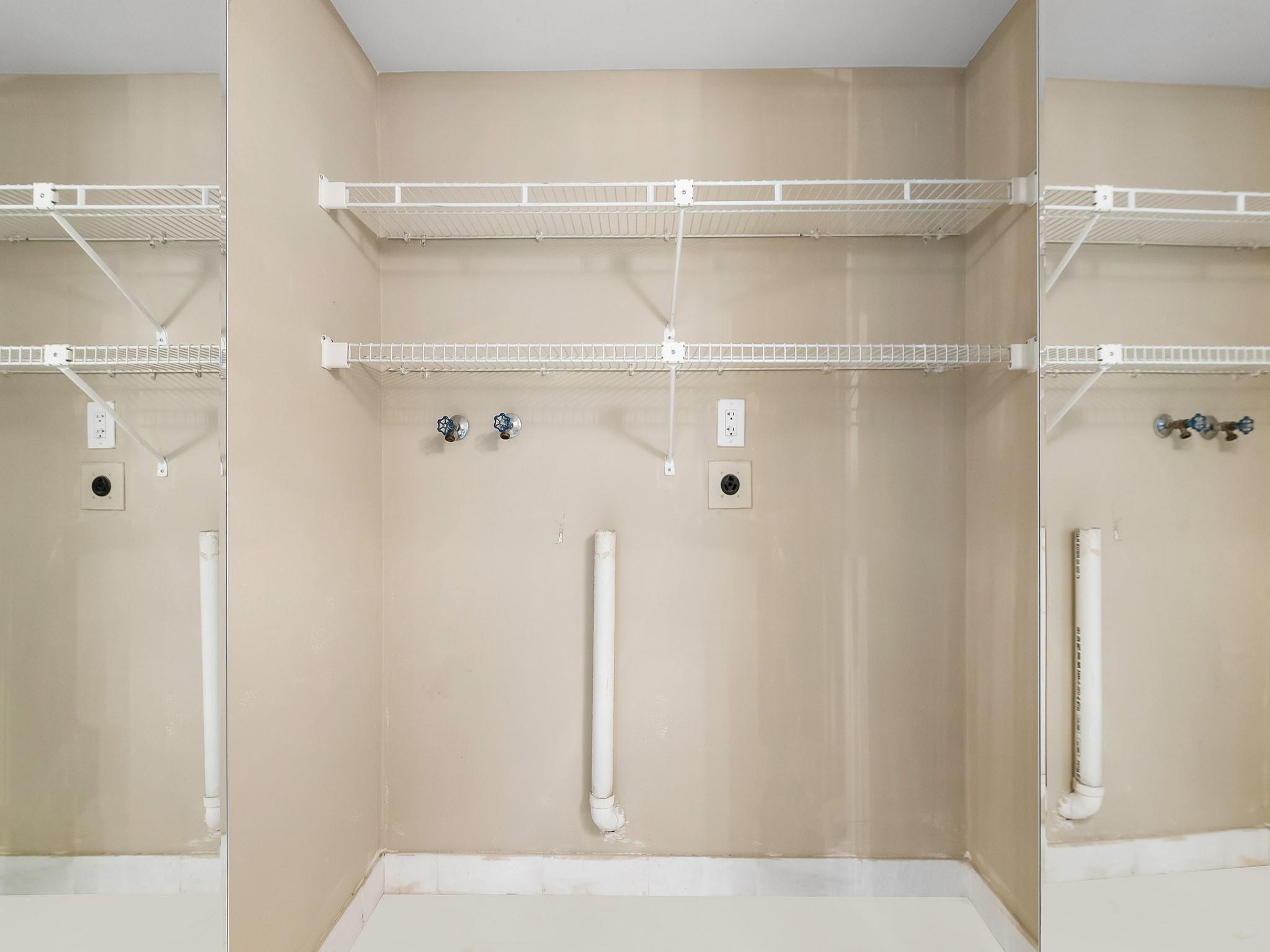 19101 Mystic Pointe Dr 1208