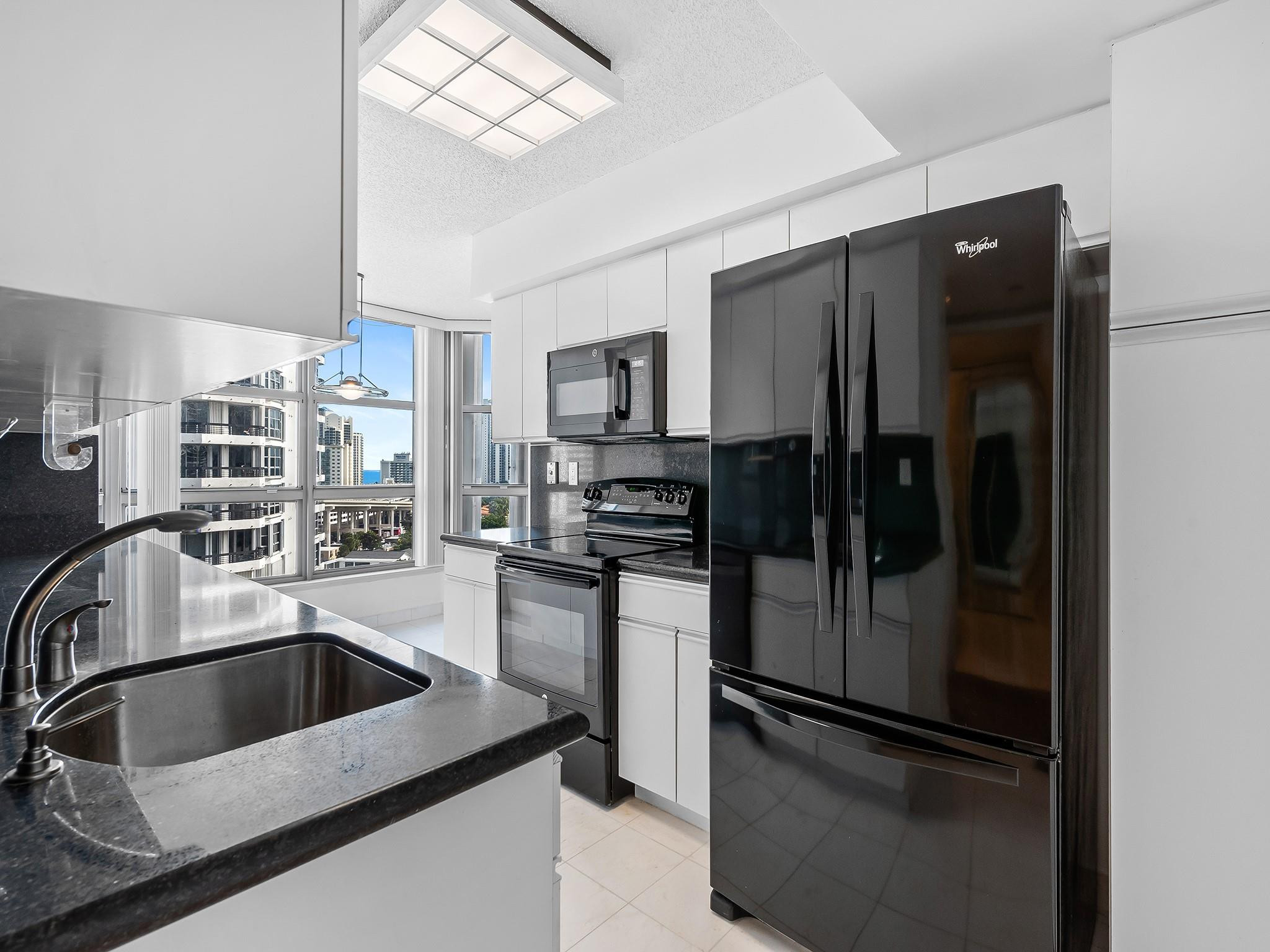 19101 Mystic Pointe Dr 1208