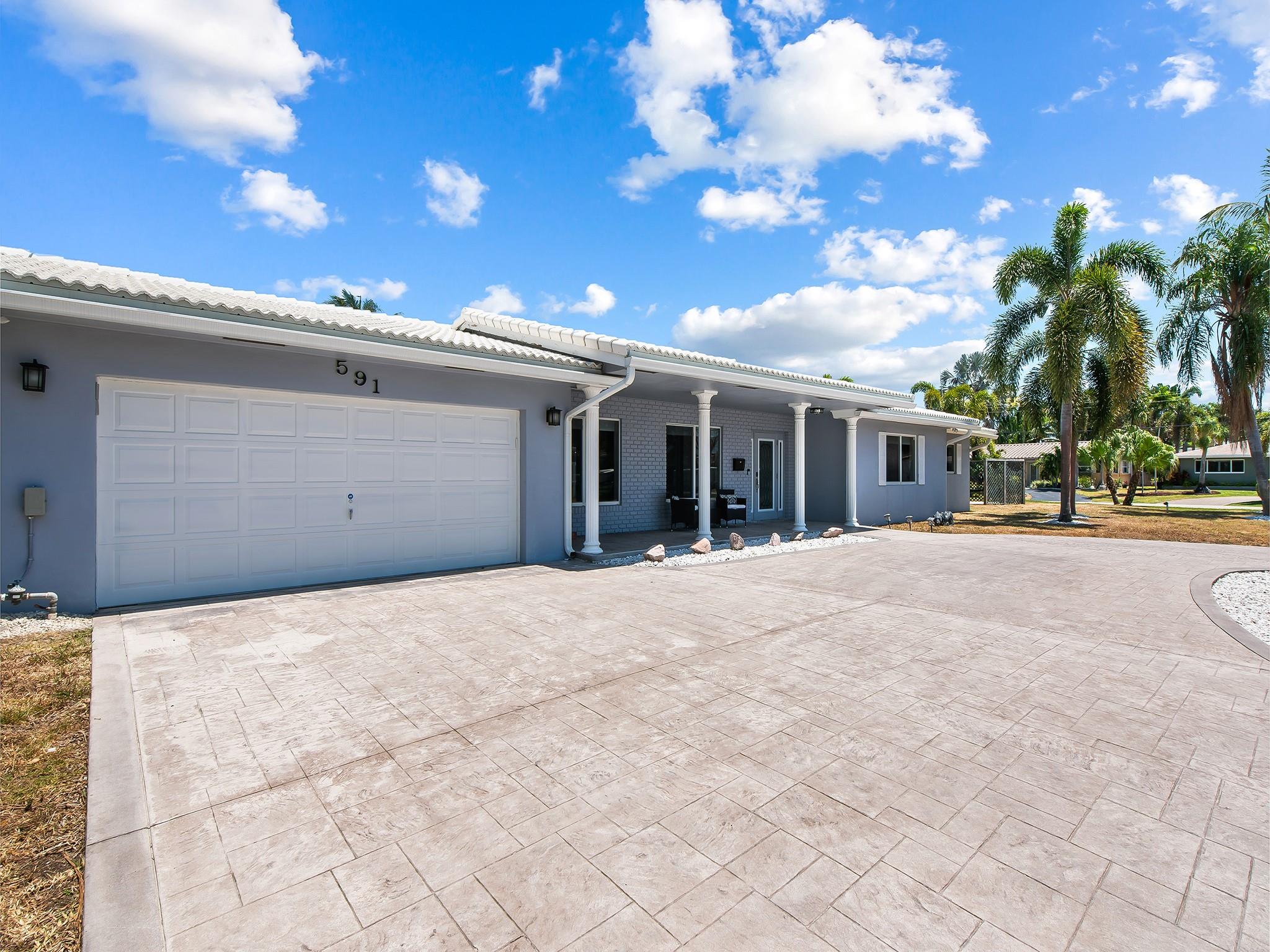 591 SE 12th Ct
