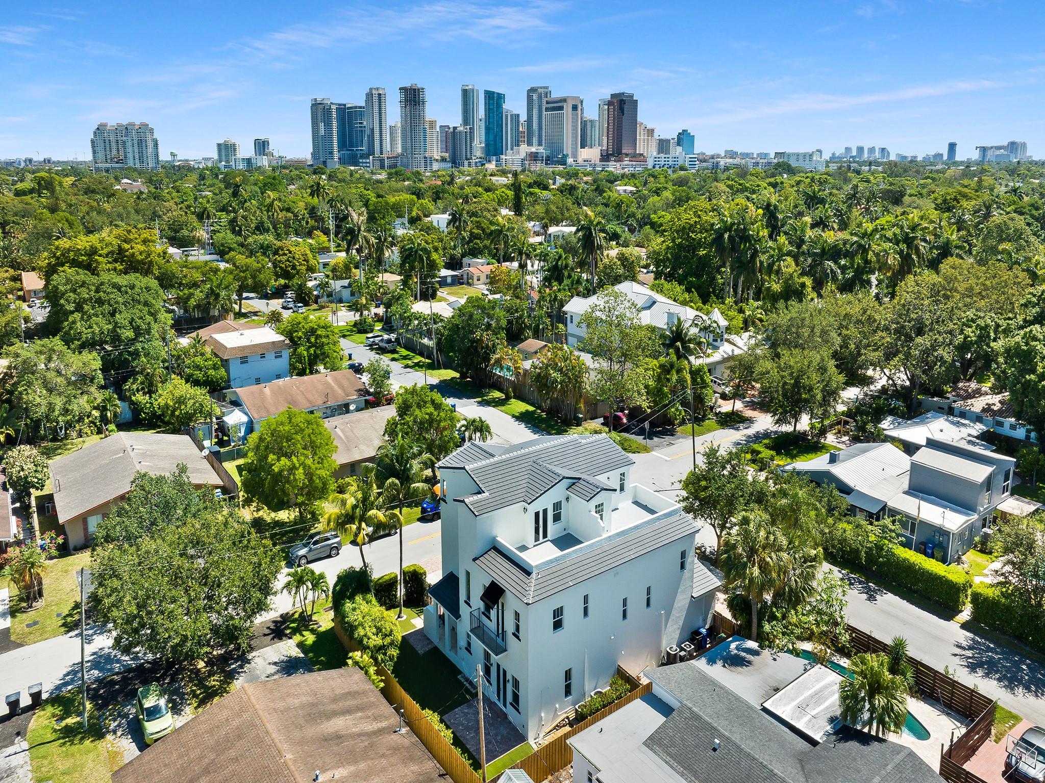 1301 SW 8th Ave 1301