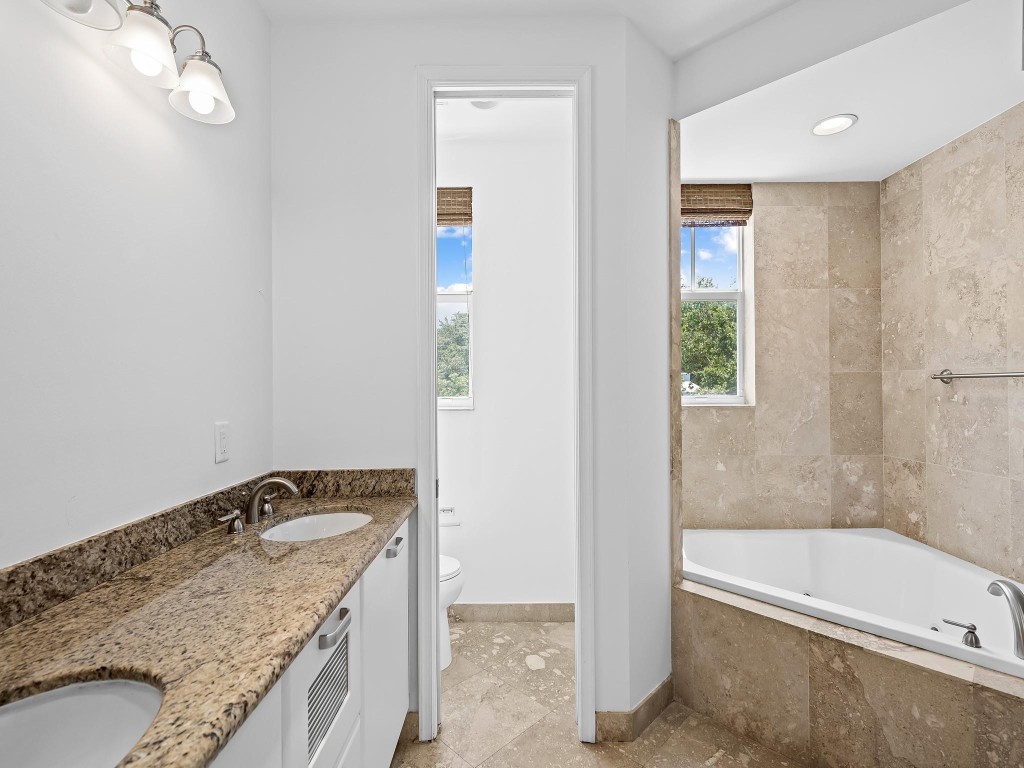 1301 SW 8th Ave 1301